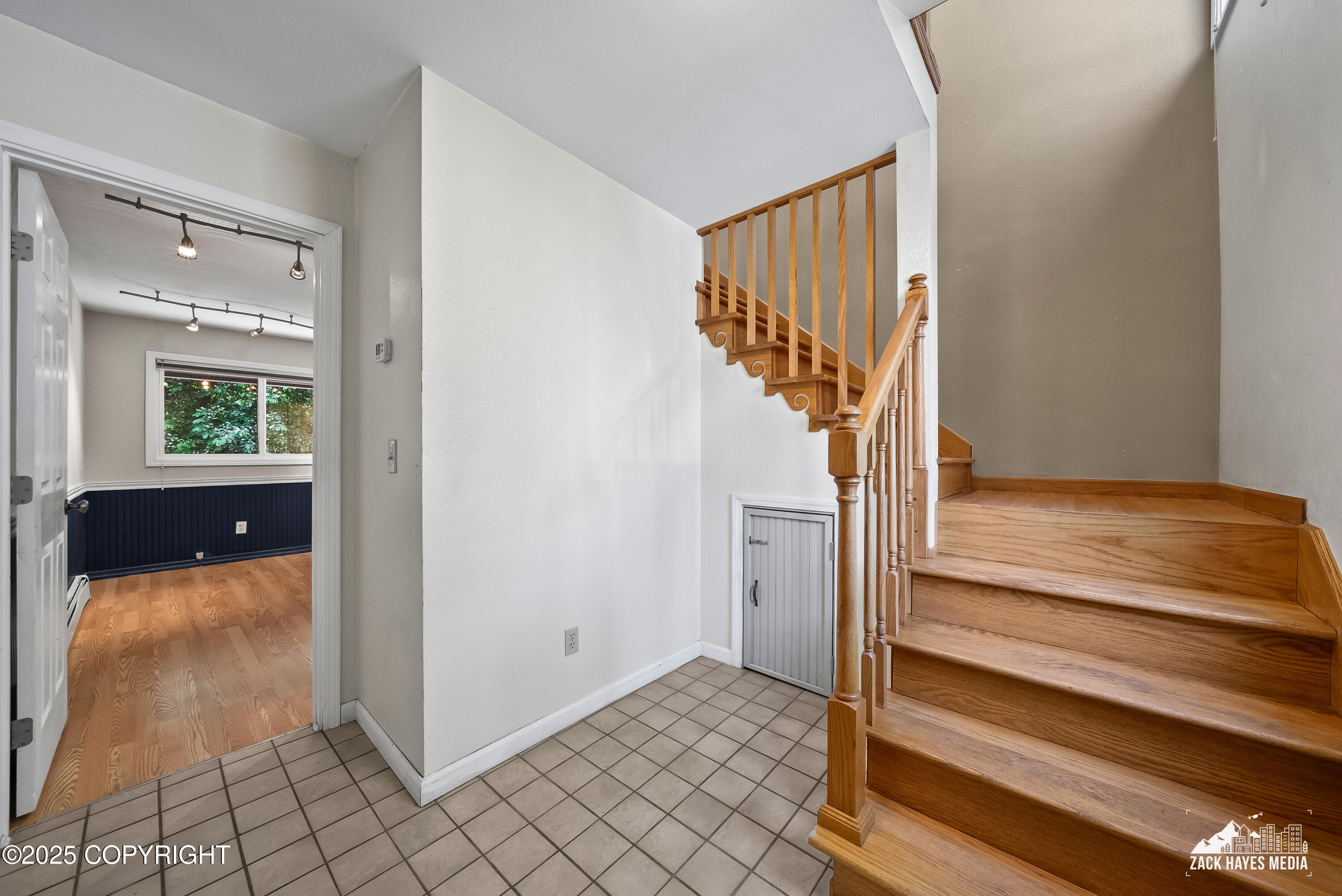 2044 Stonegate Circle