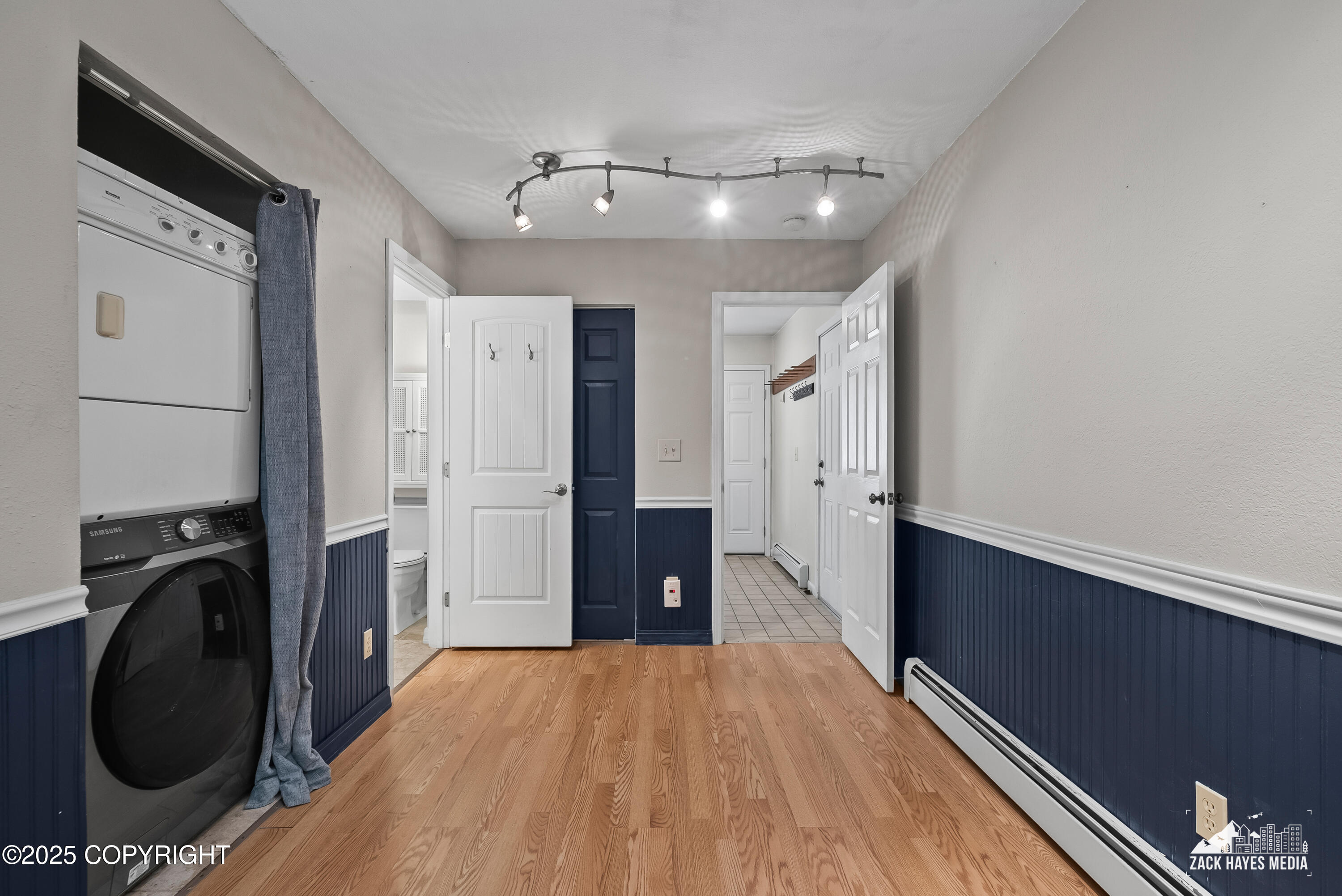 2044 Stonegate Circle