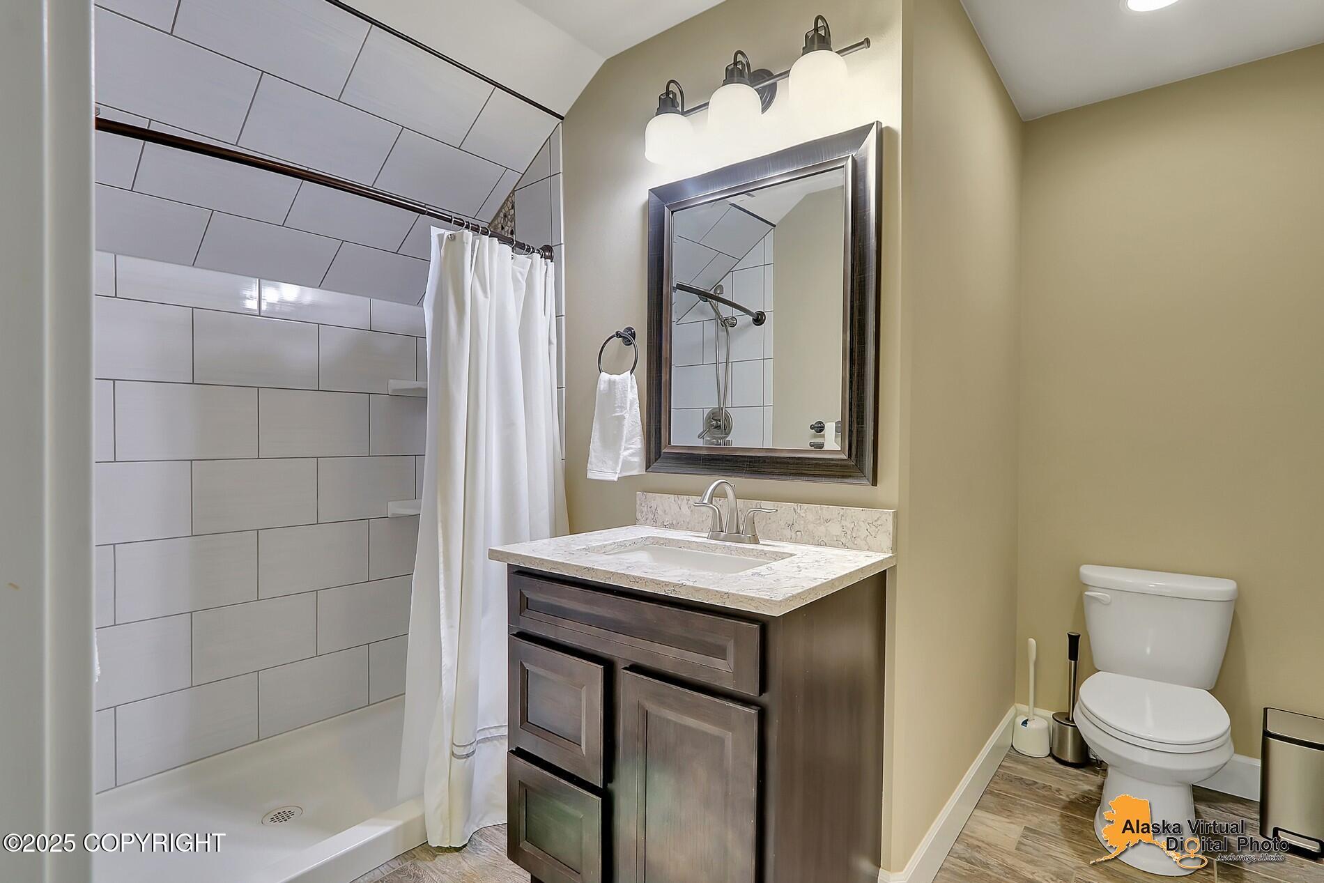 11824 Laurie Circle