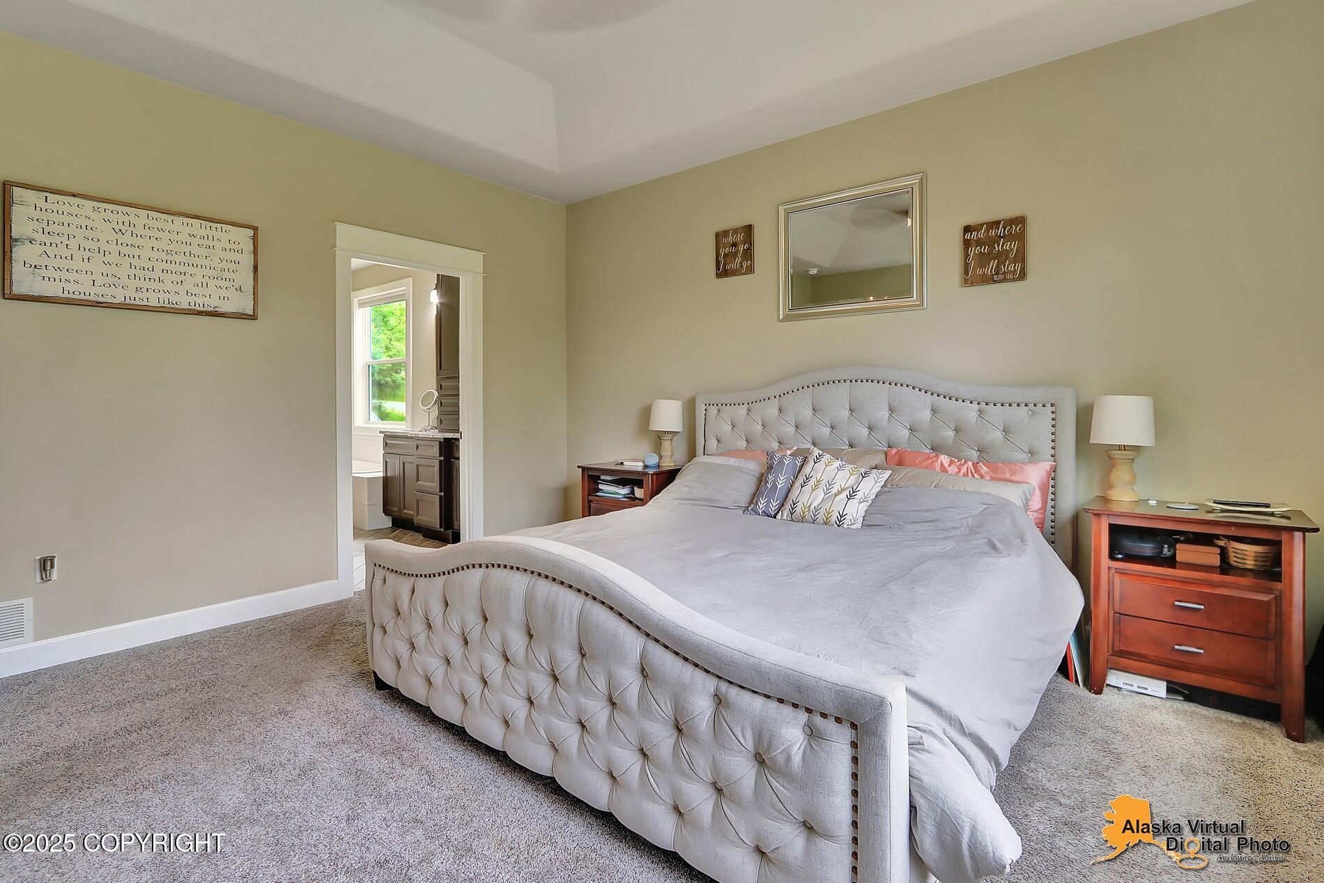 11824 Laurie Circle