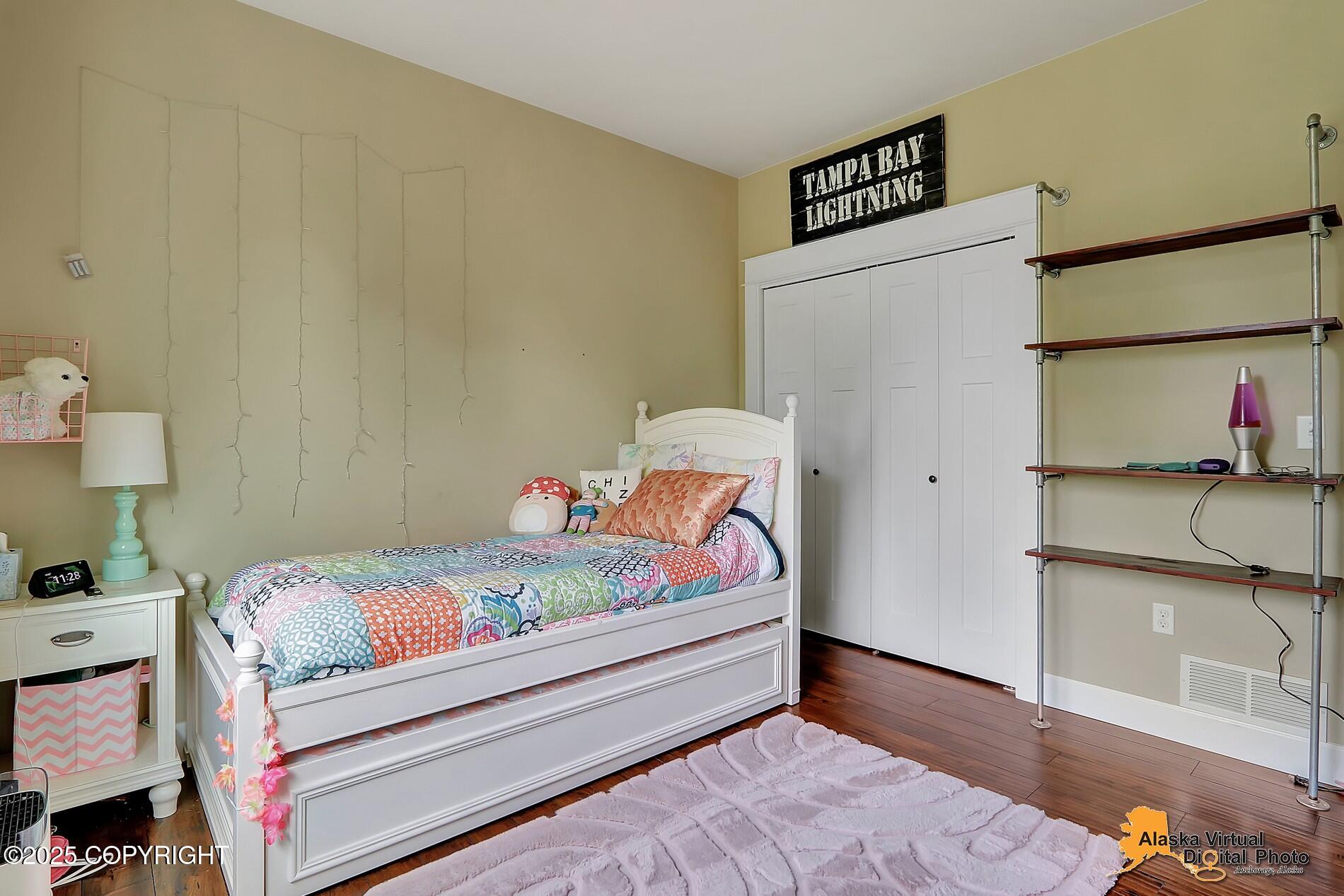 11824 Laurie Circle