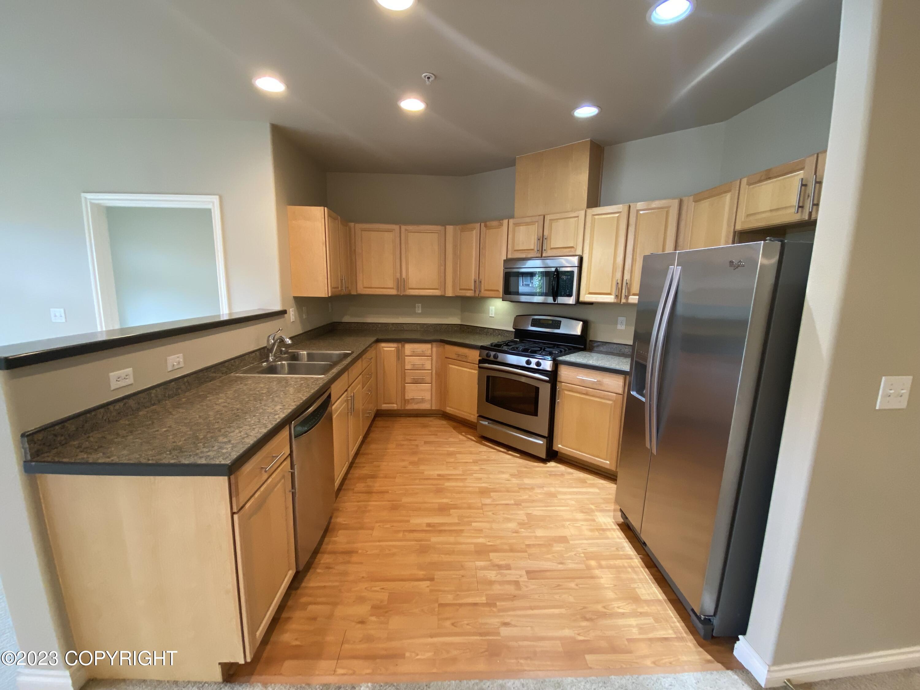 222 E 7th Avenue # 102 Unit: #102