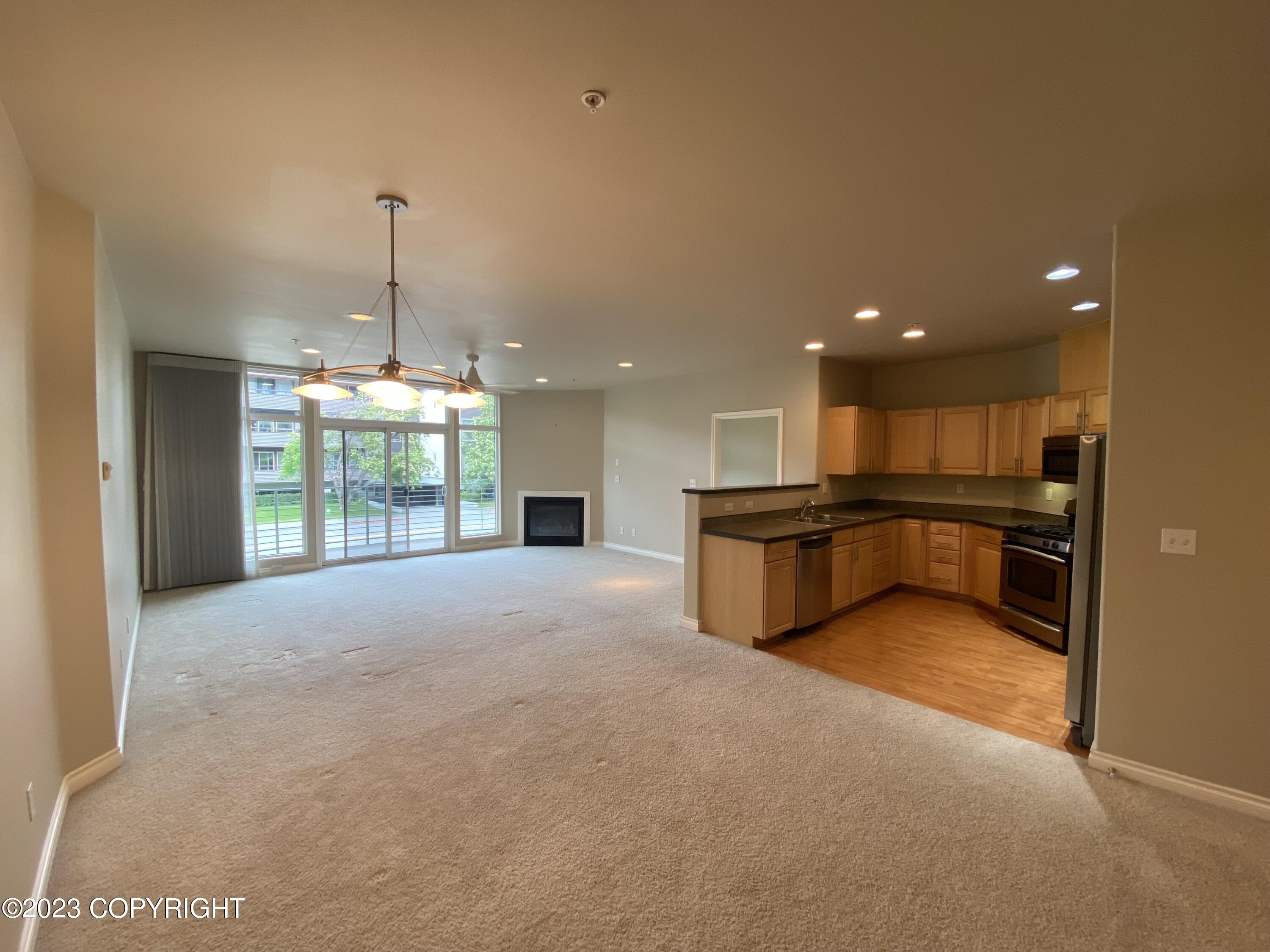 222 E 7th Avenue # 102 Unit: #102