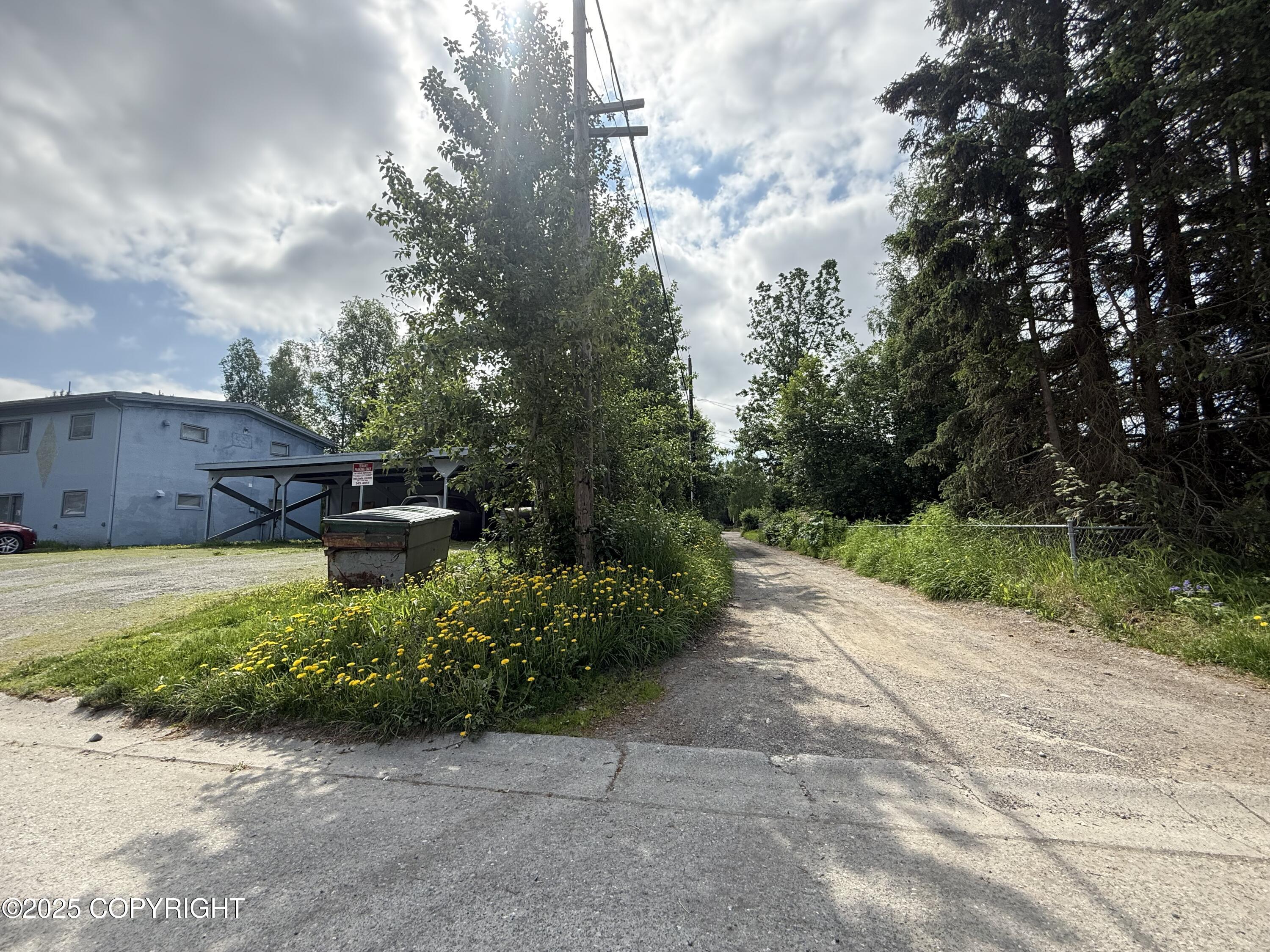 3910 Lynn Drive