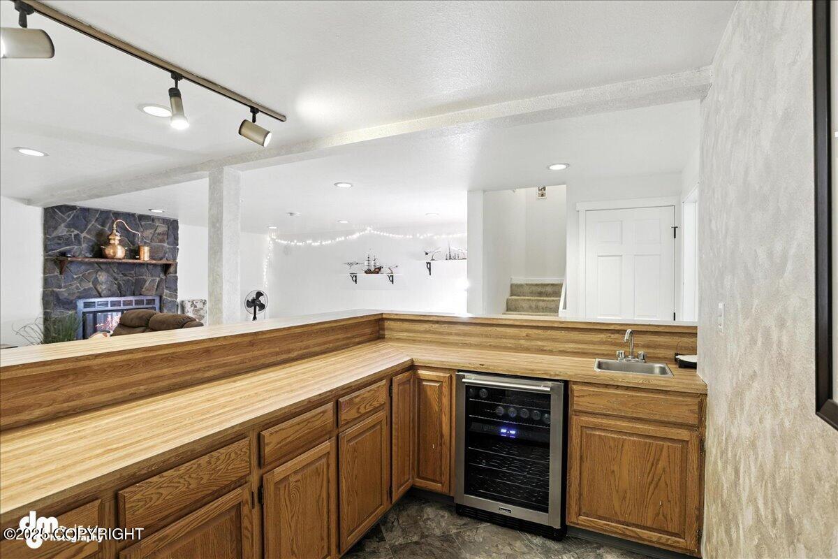 6622 Lakeway Drive
