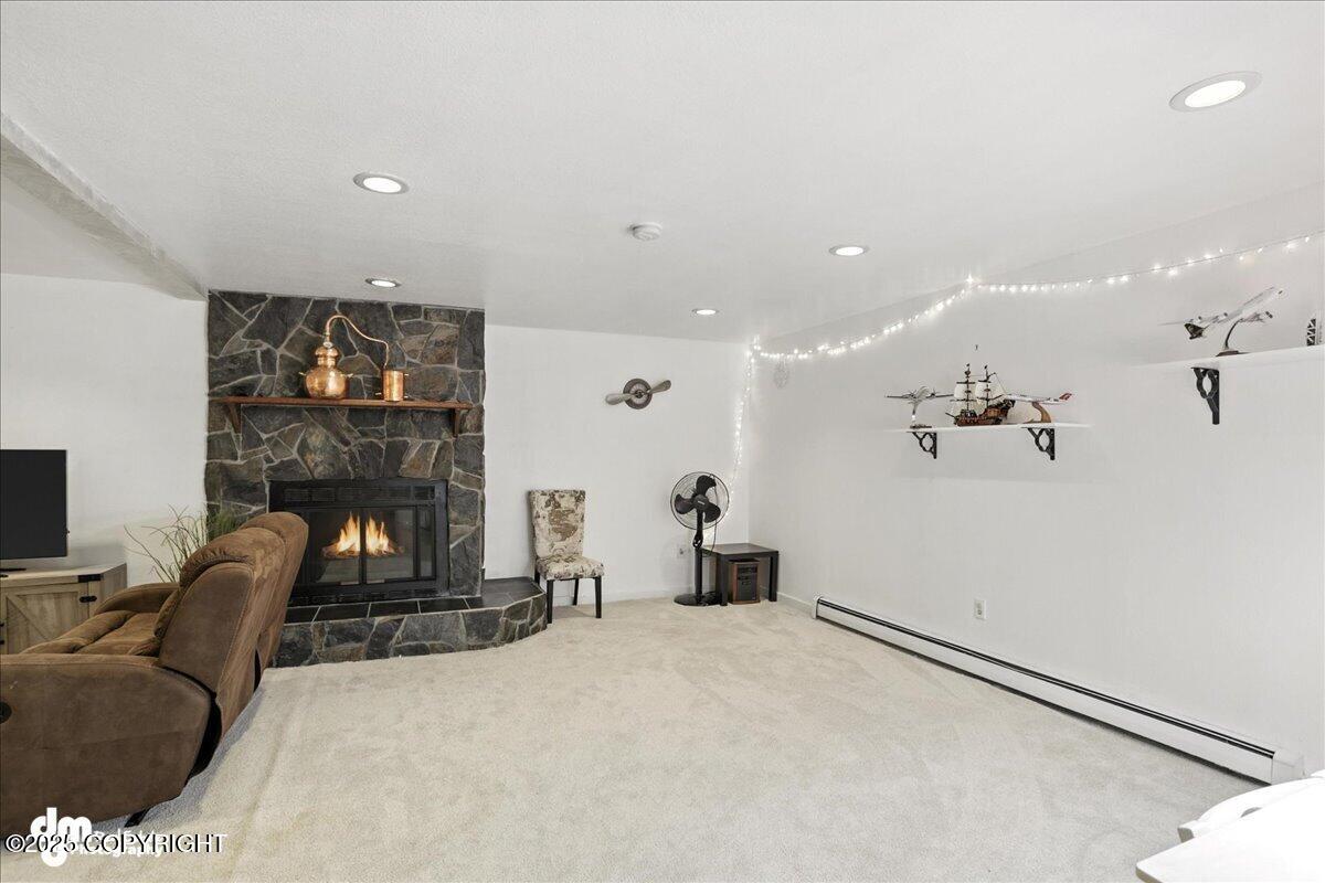 6622 Lakeway Drive