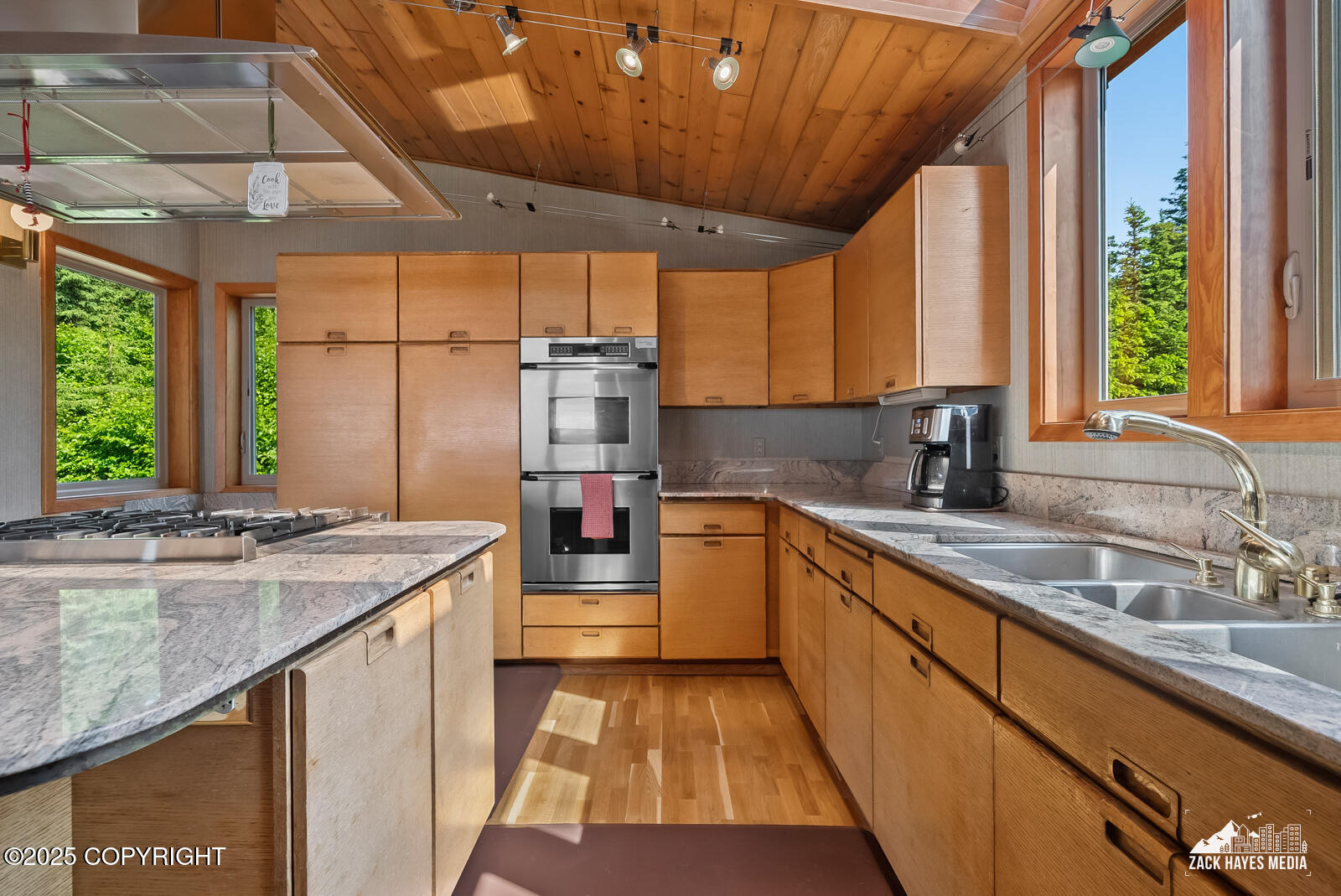 11411 Snowline Drive