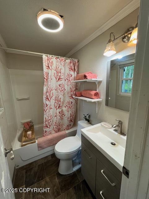 19237 Beverly Avenue