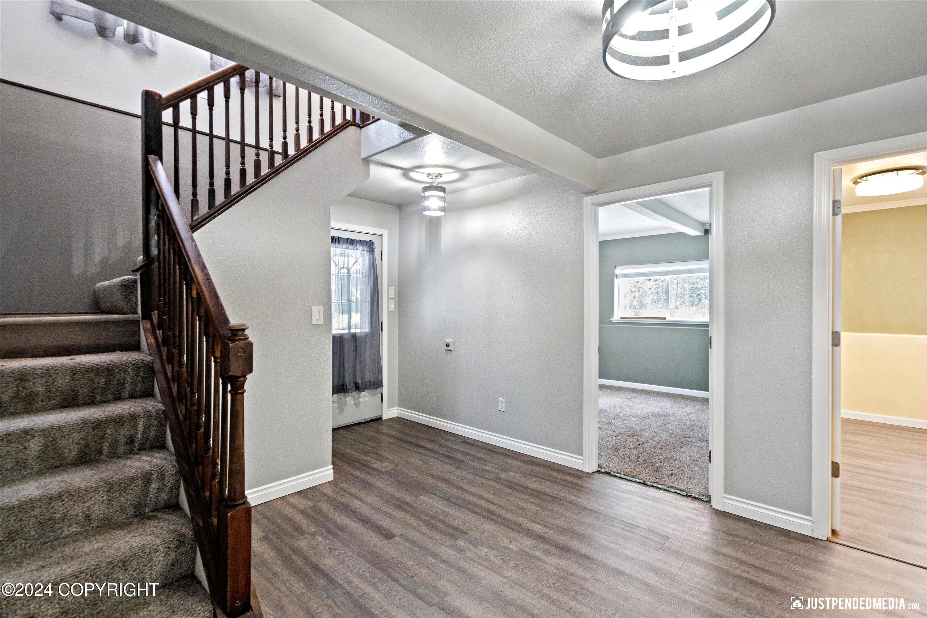 19237 Beverly Avenue