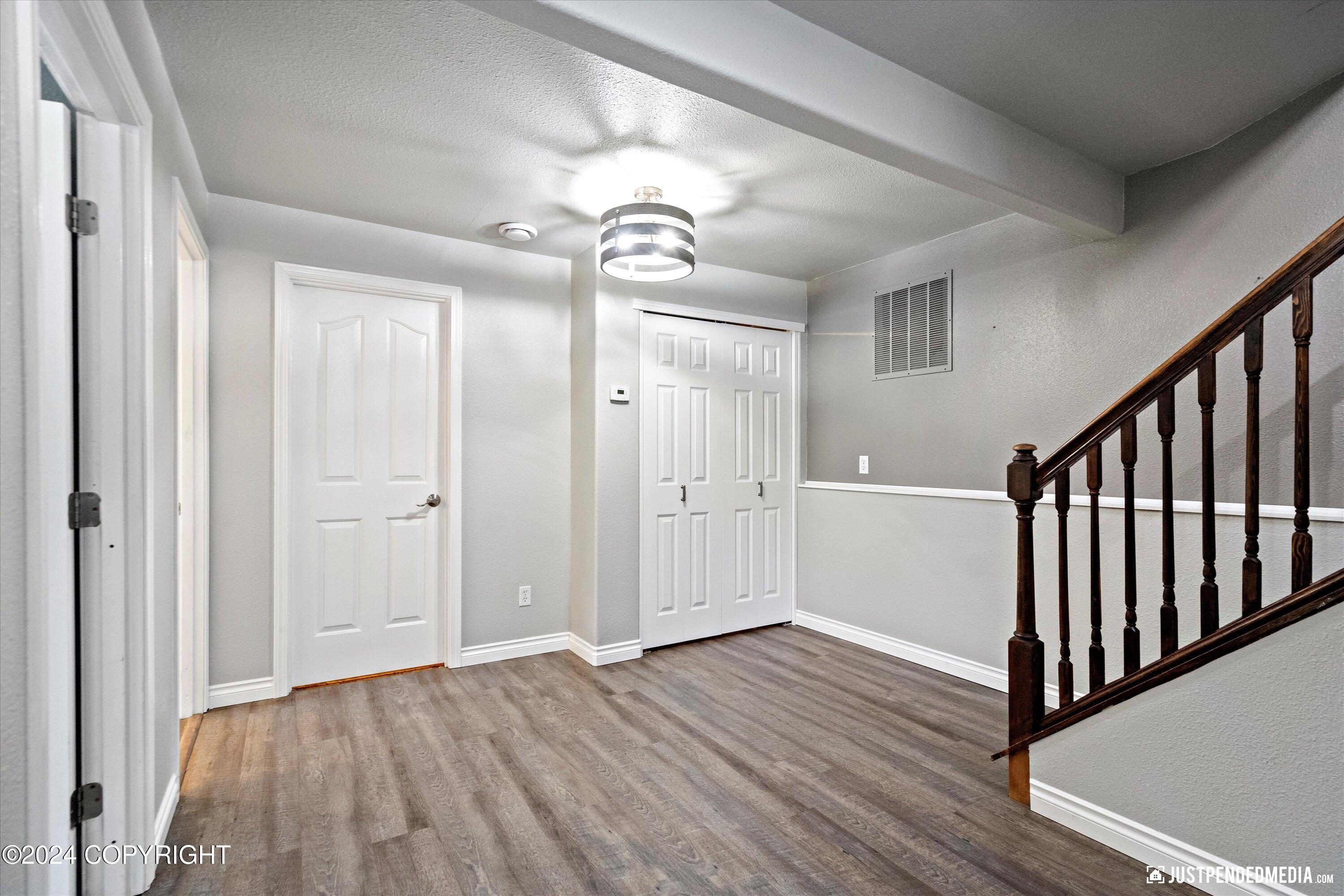 19237 Beverly Avenue