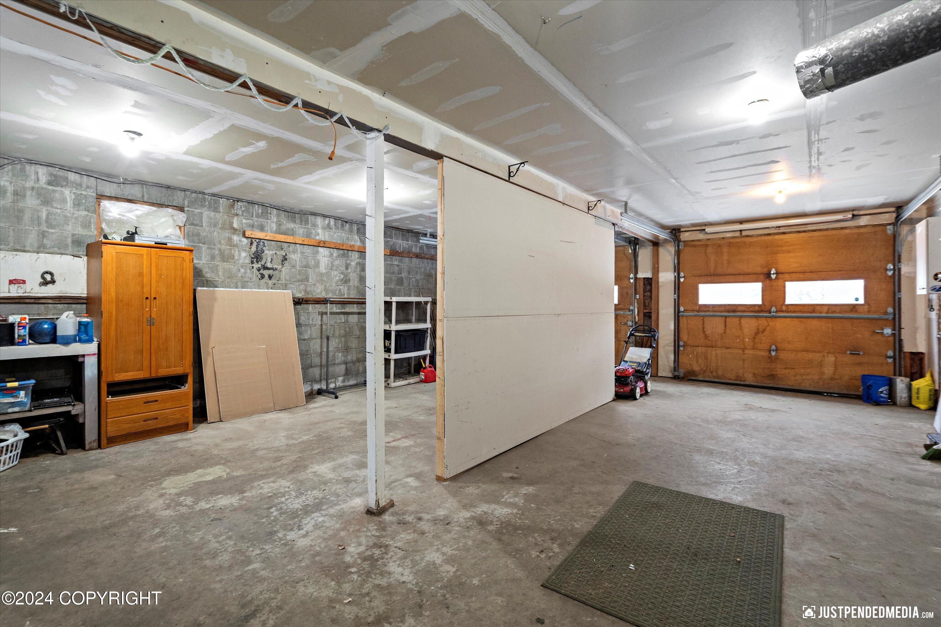 19237 Beverly Avenue