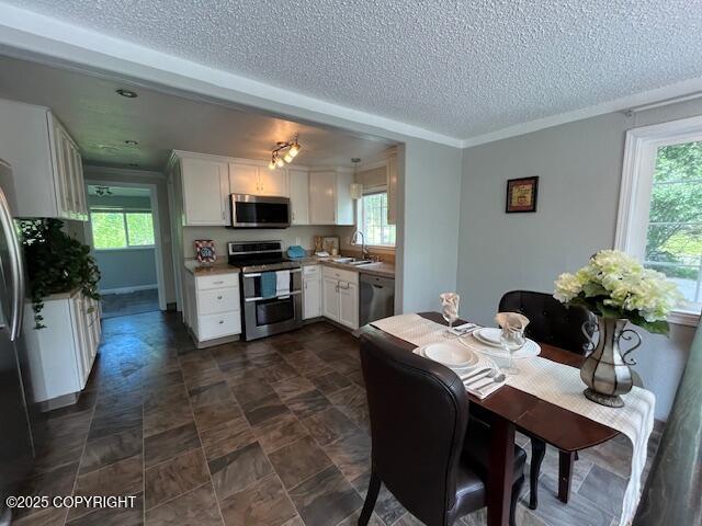 19237 Beverly Avenue