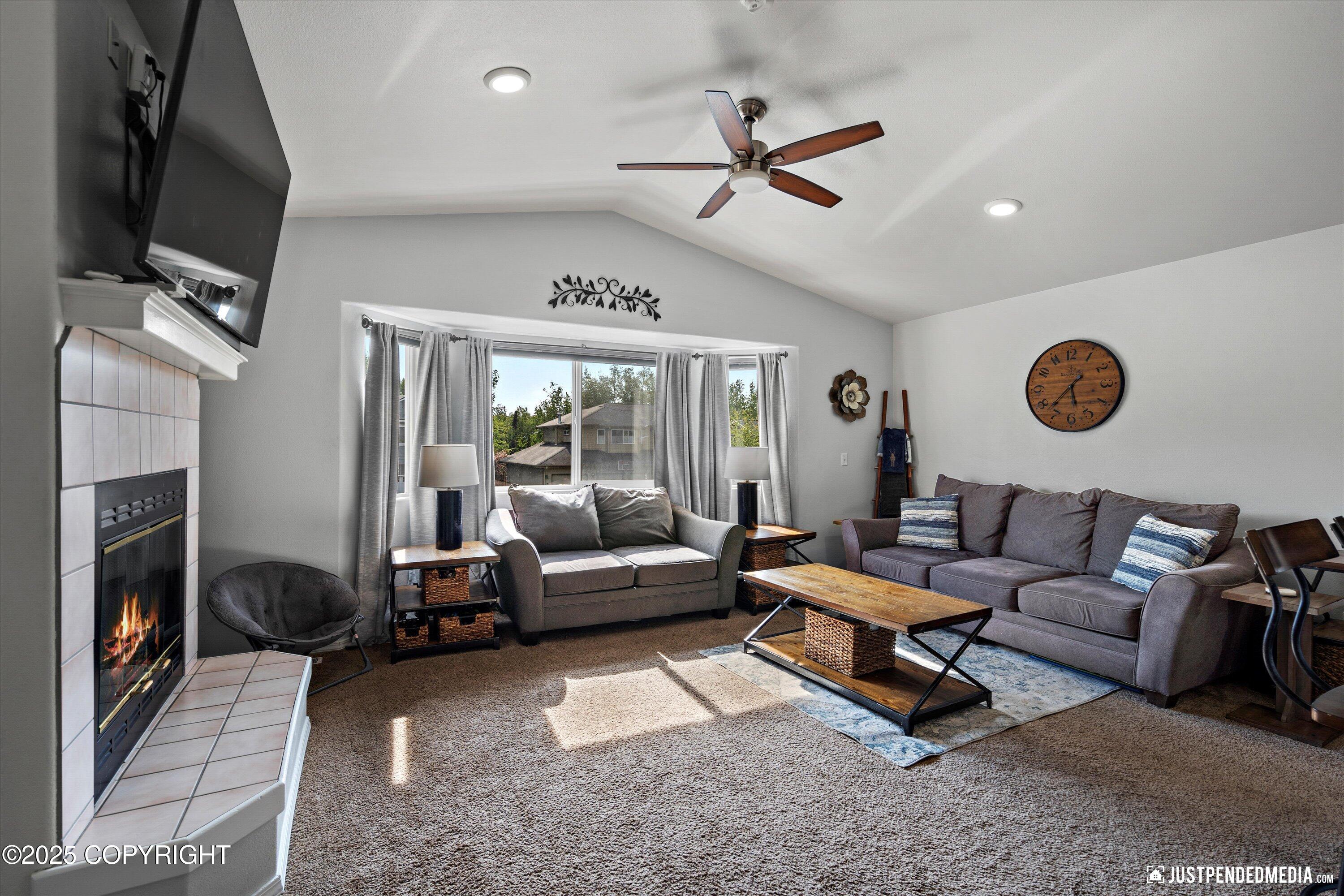 7821 Charlotte Circle