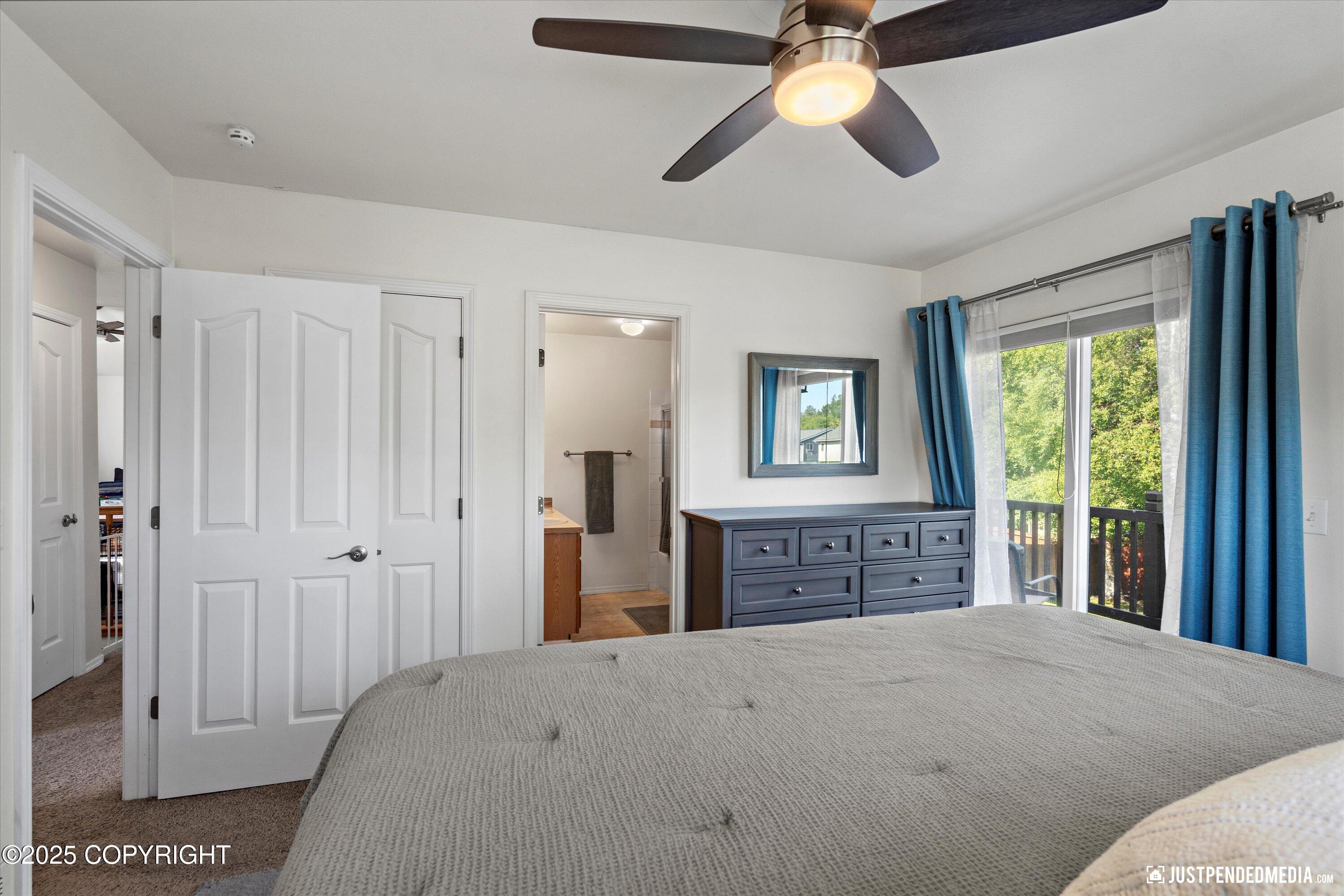 7821 Charlotte Circle