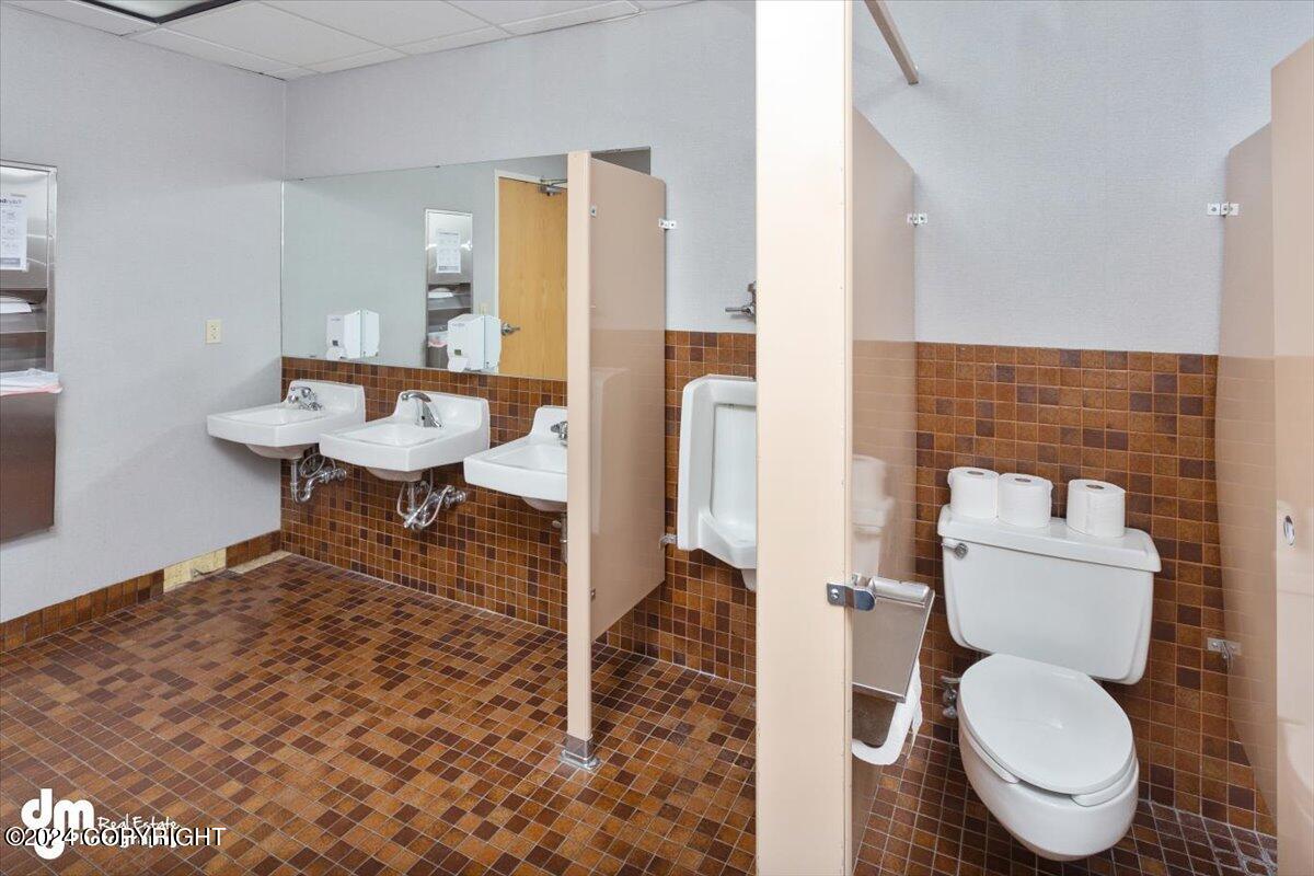 3812 Spenard Road # 201 Unit: #201