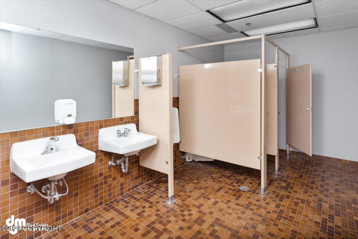 3812 Spenard Road # 201 Unit: #201