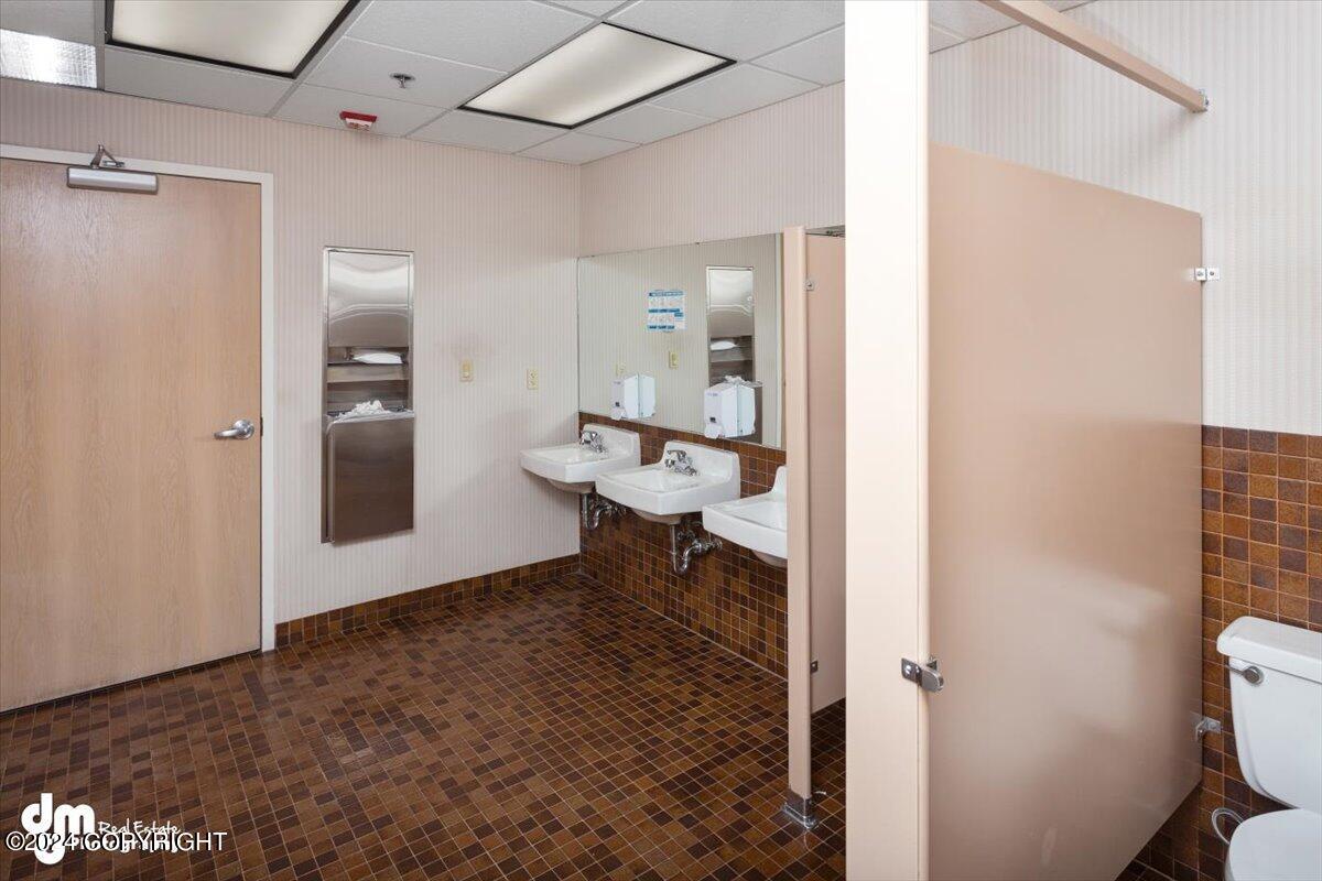 3812 Spenard Road # 201 Unit: #201