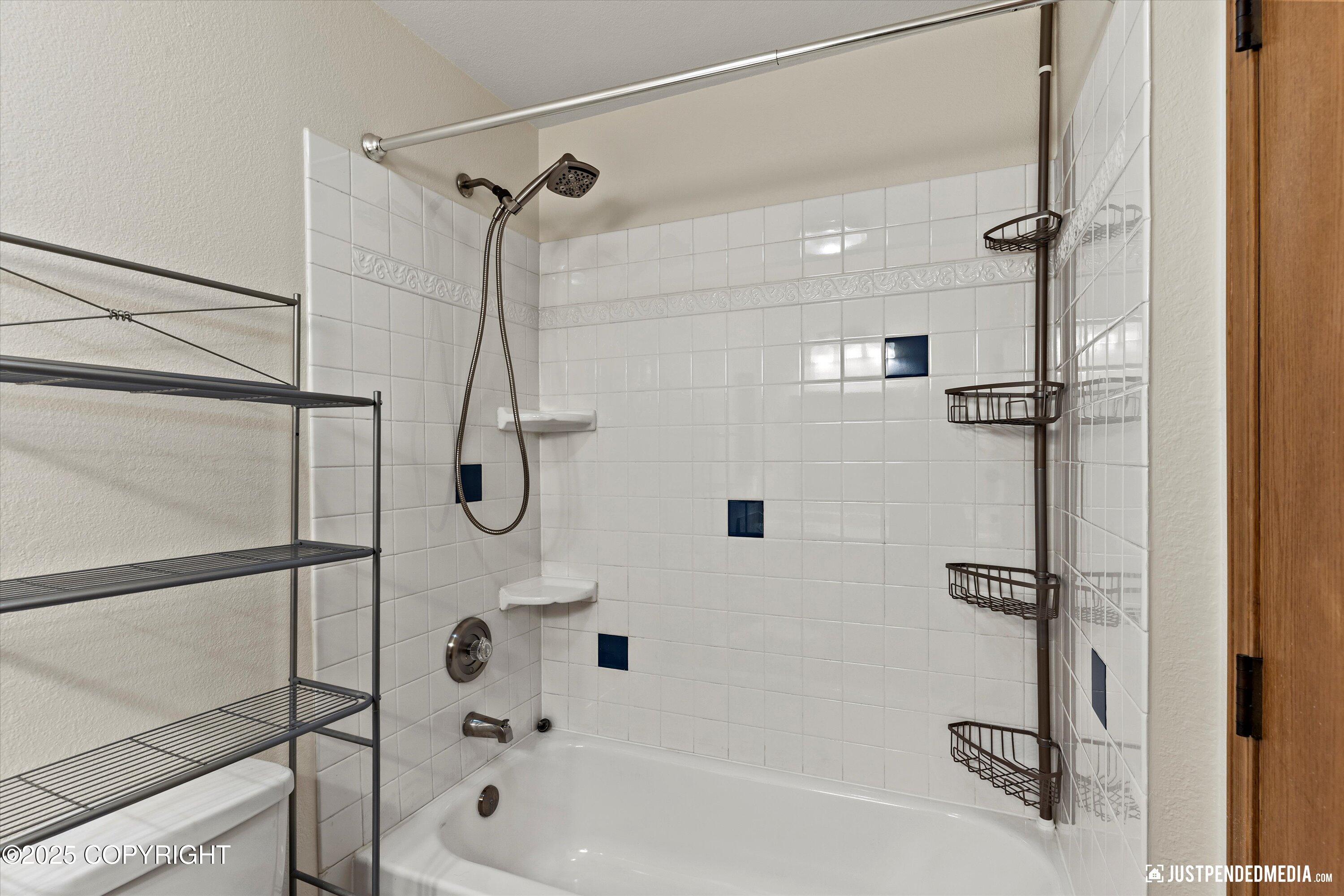 3625 Carleton Avenue # B Unit: #B