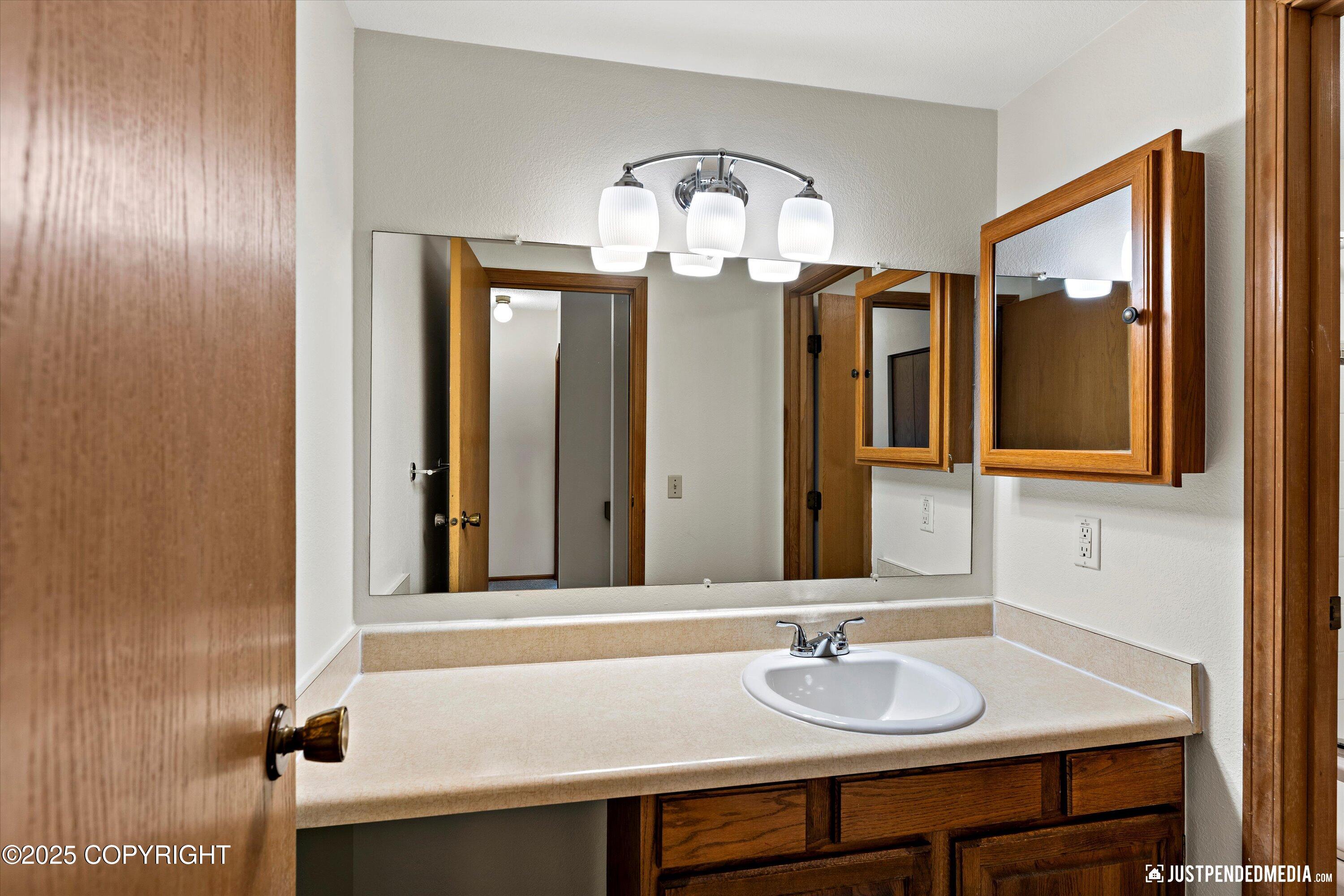 3625 Carleton Avenue # B Unit: #B