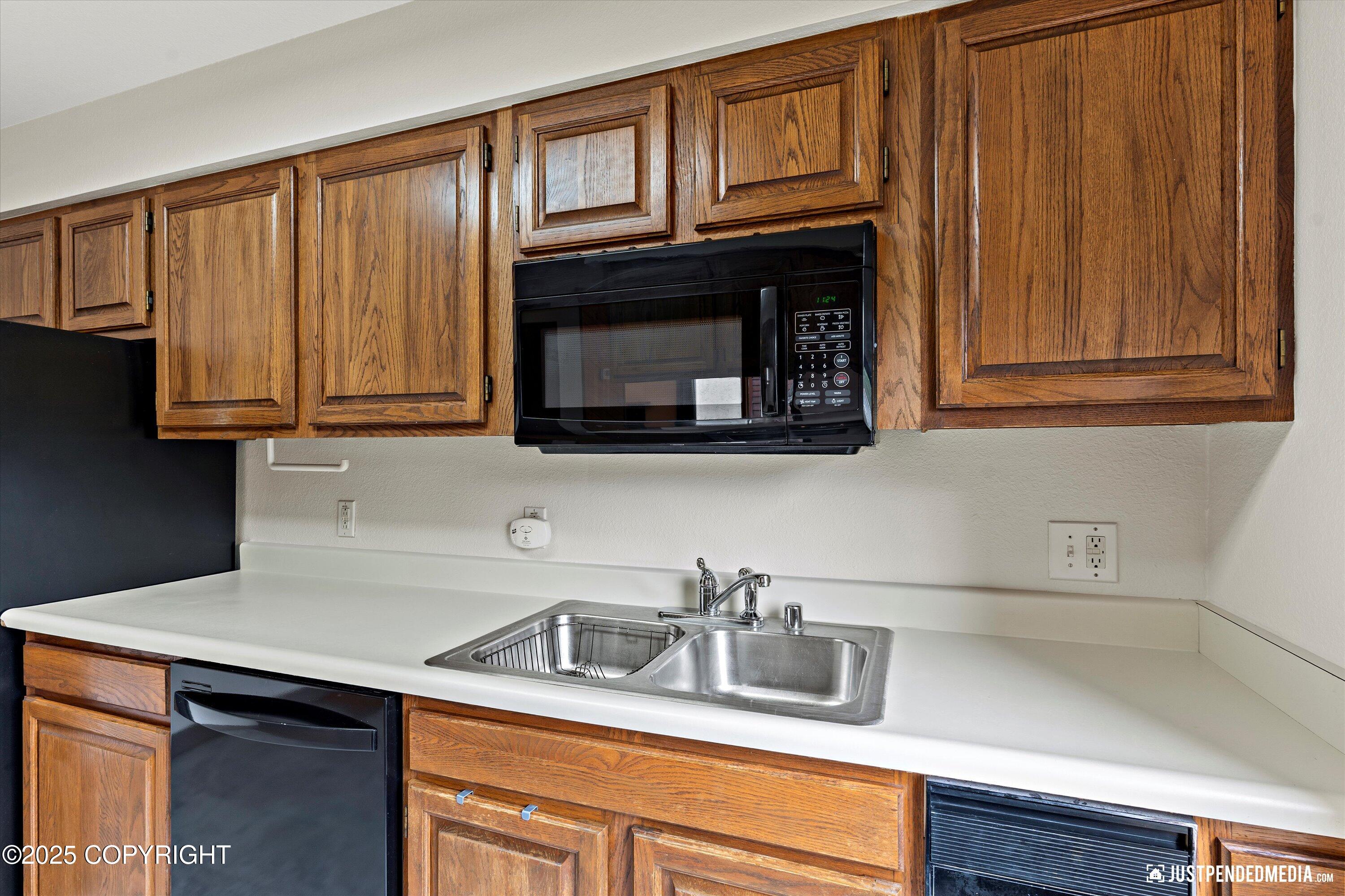 3625 Carleton Avenue # B Unit: #B
