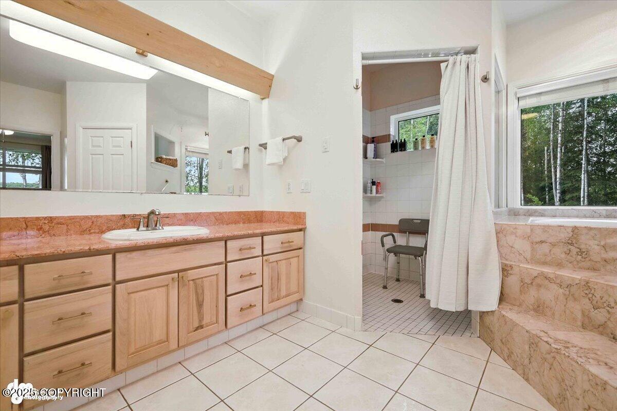 9803 W King Arthur Drive