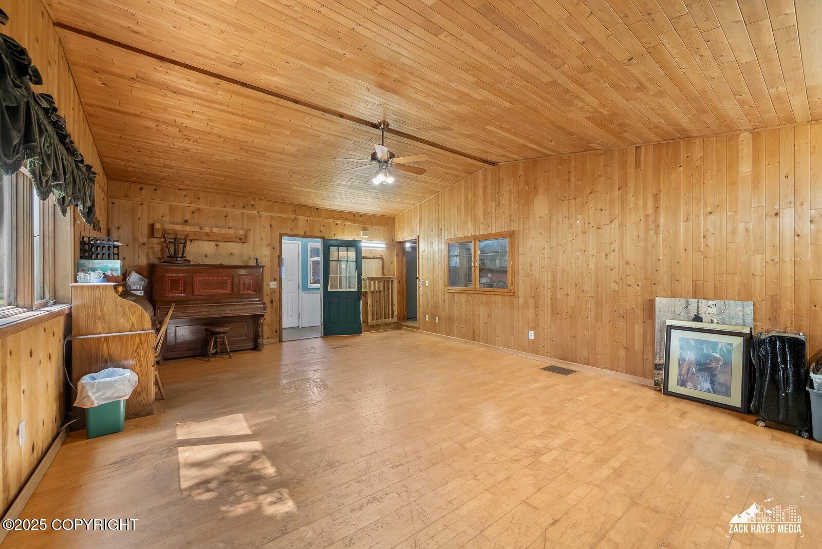 7051 E Lower Mesa Drive