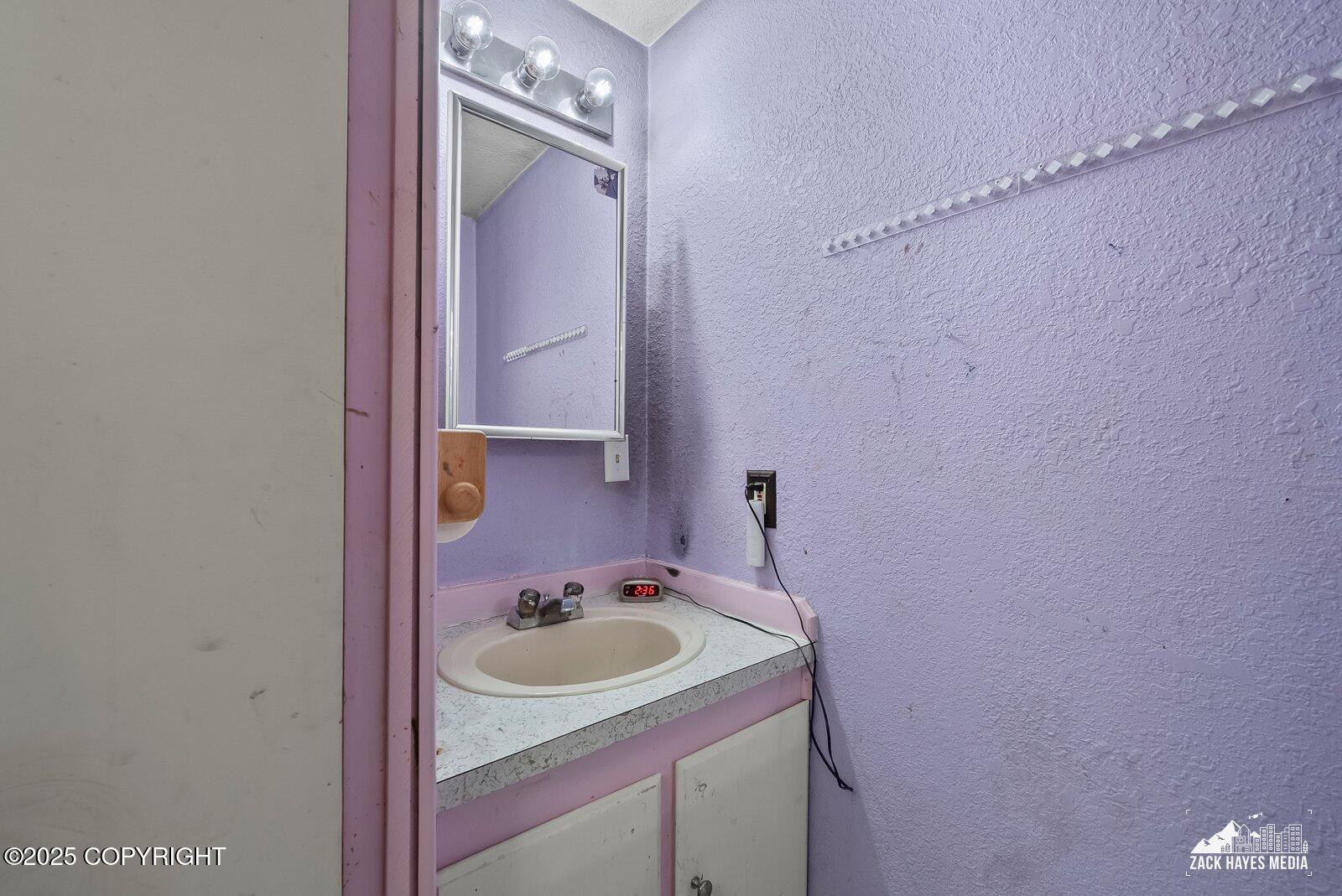 7051 E Lower Mesa Drive