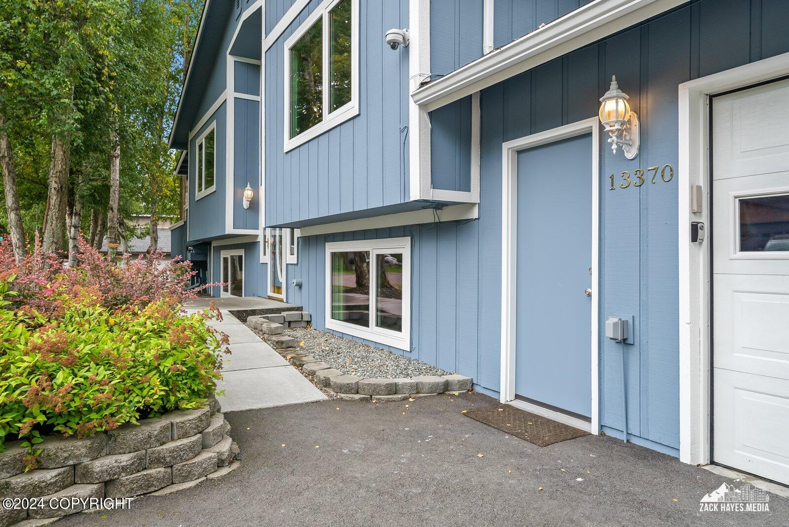 13370 Seacloud Circle