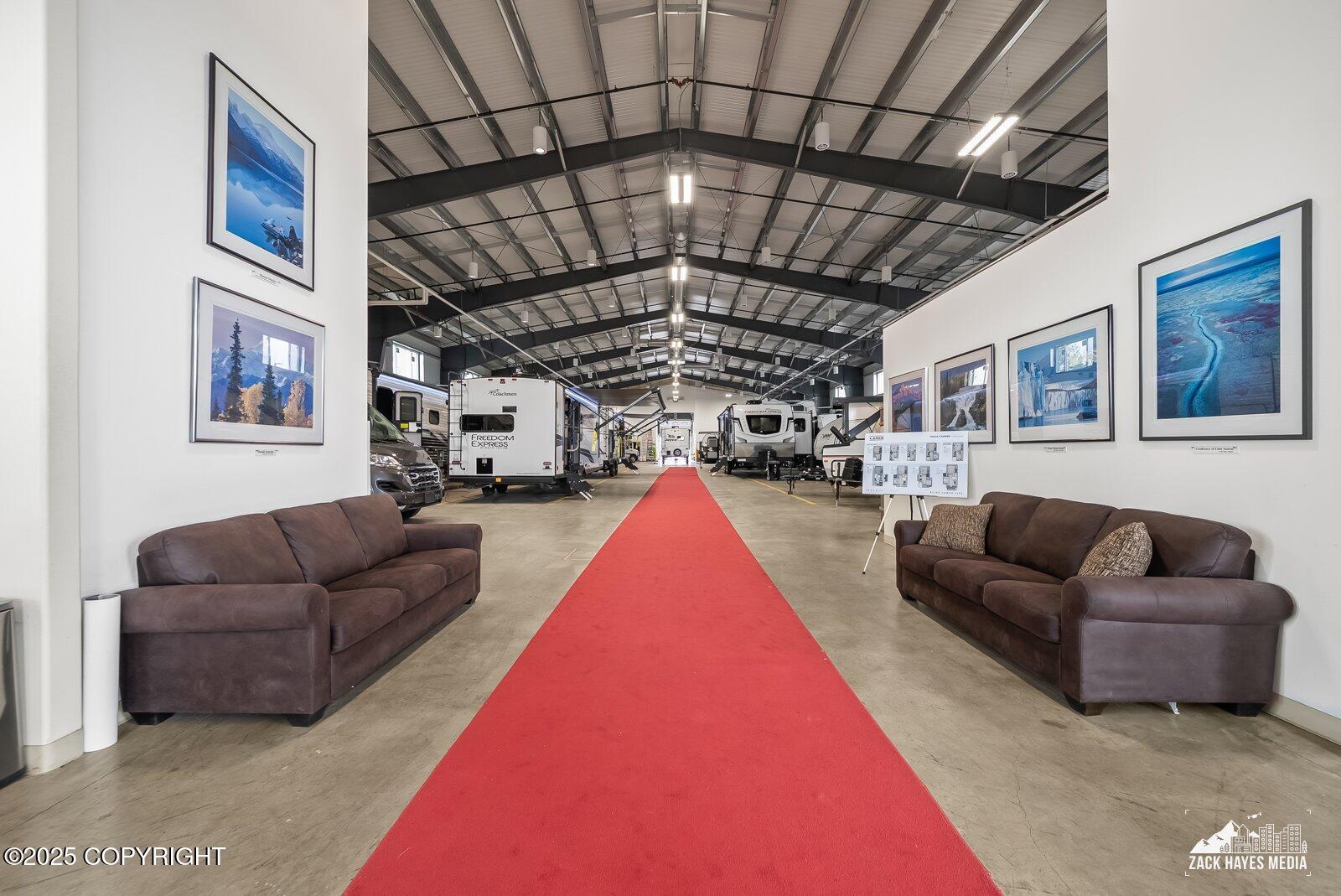 8103- 8133 OLD SEWARD HIGHWAY