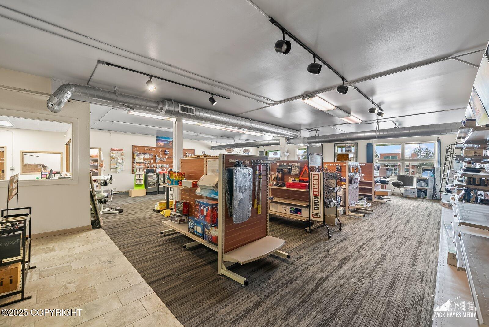 8103- 8133 OLD SEWARD HIGHWAY