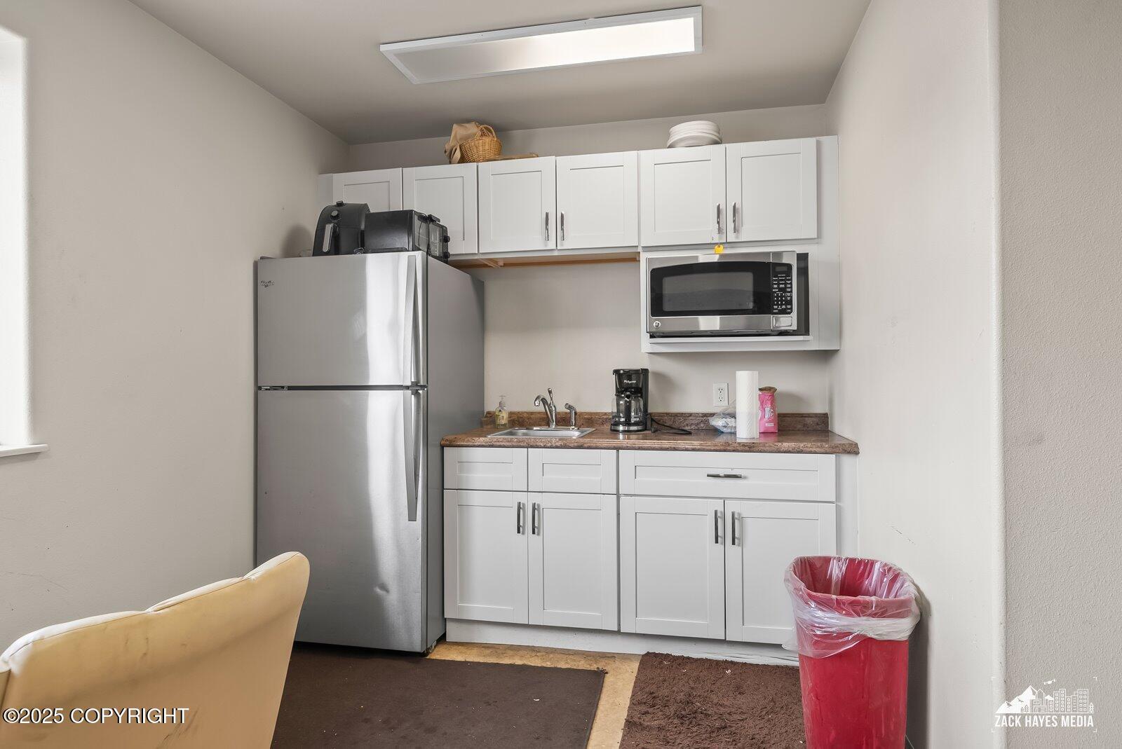 8103- 8133 OLD SEWARD HIGHWAY