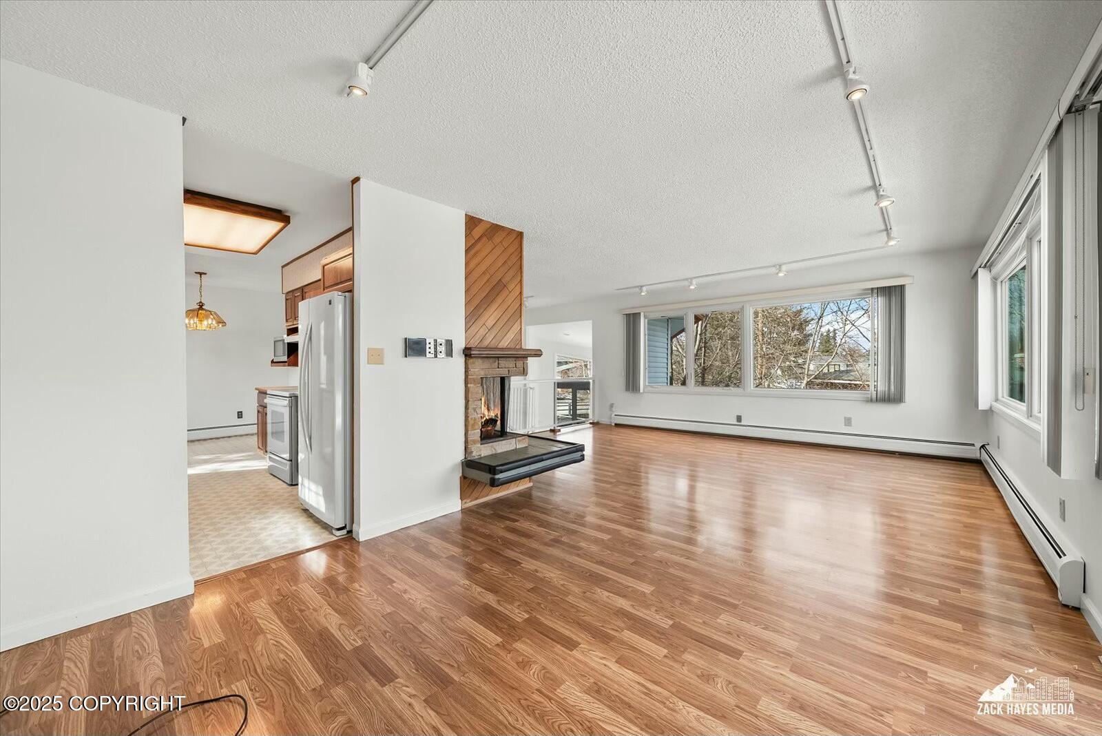 1521 Cache Drive