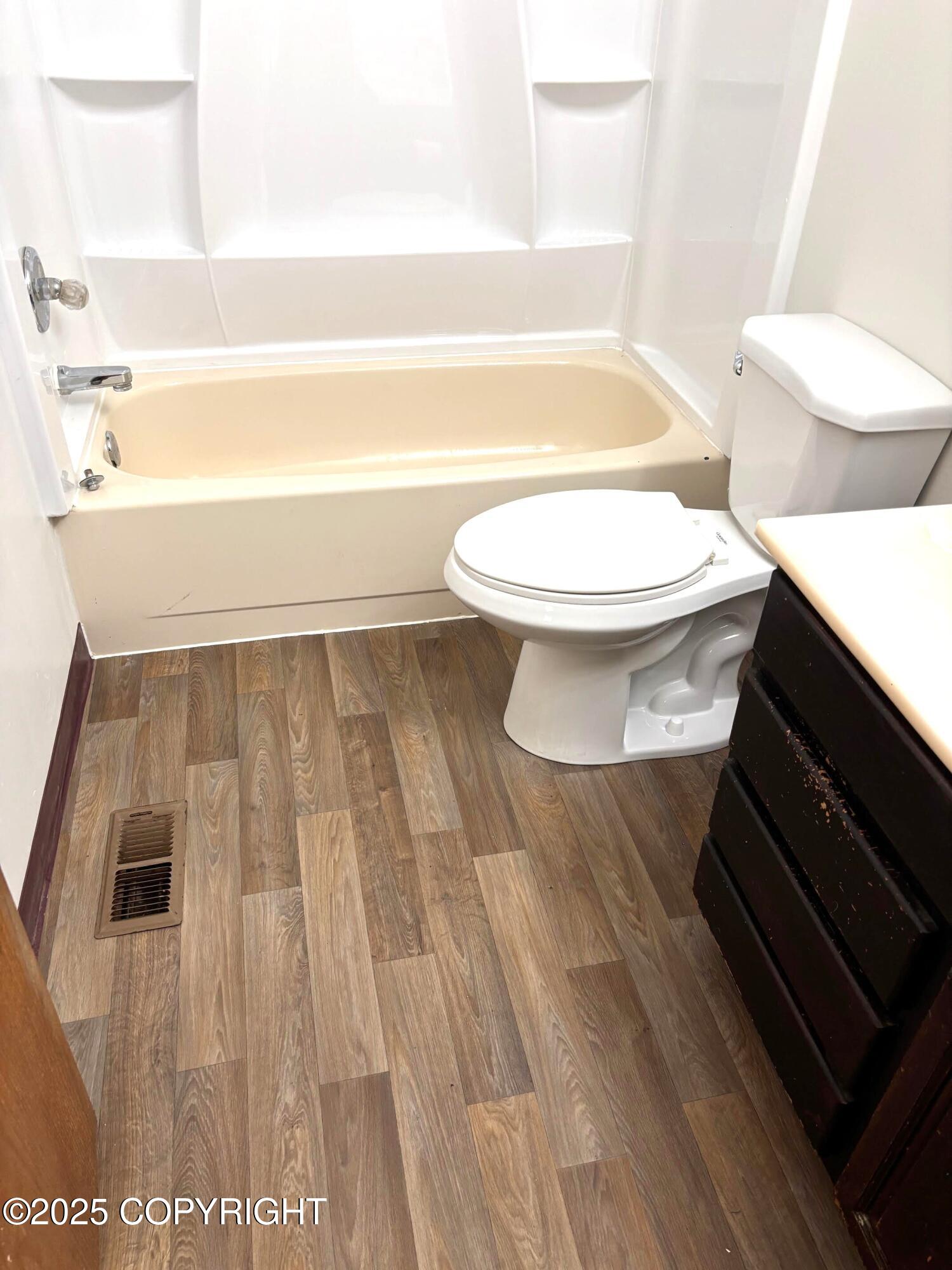 7025 S Gilleys Circle