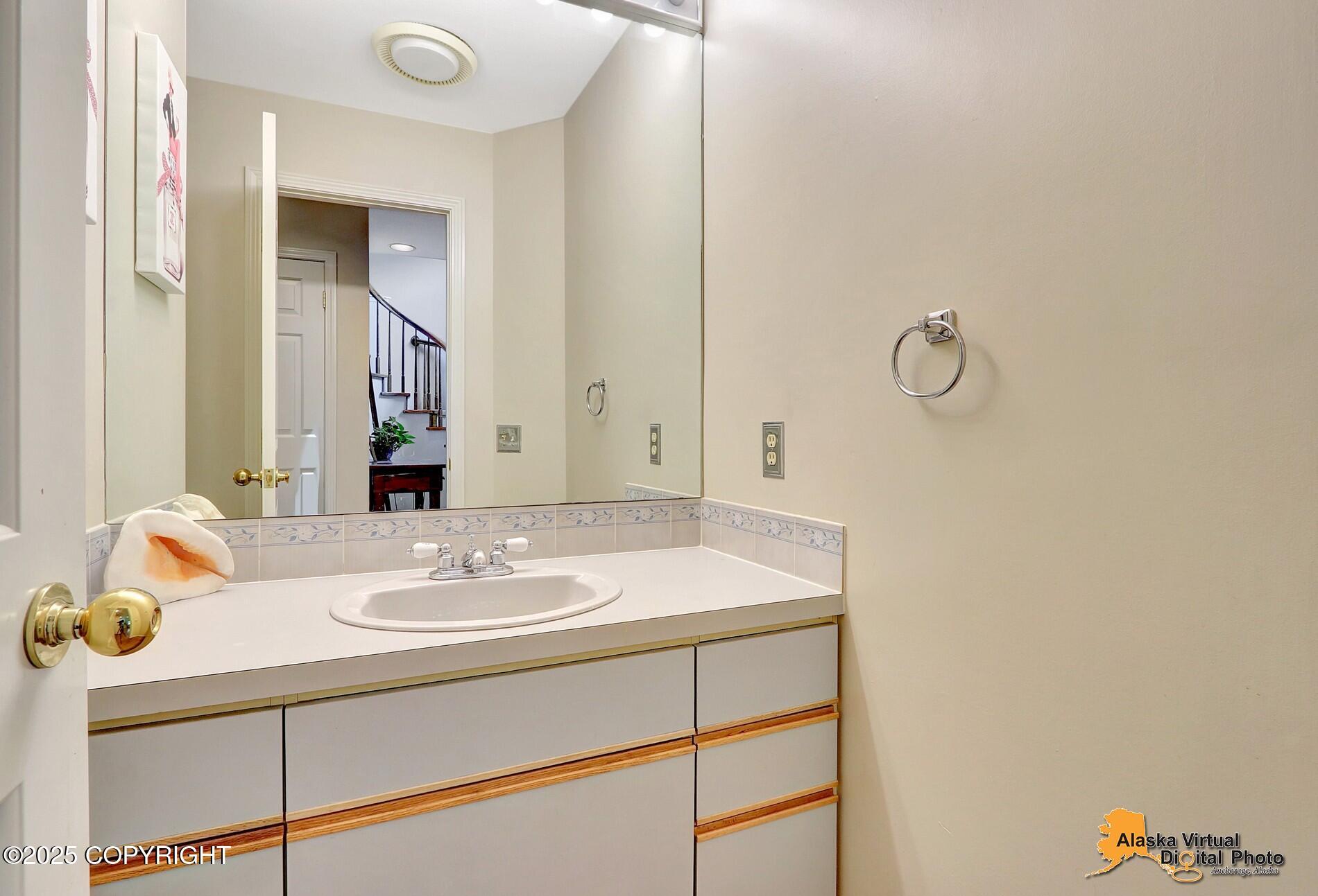 7521 Labrador Circle