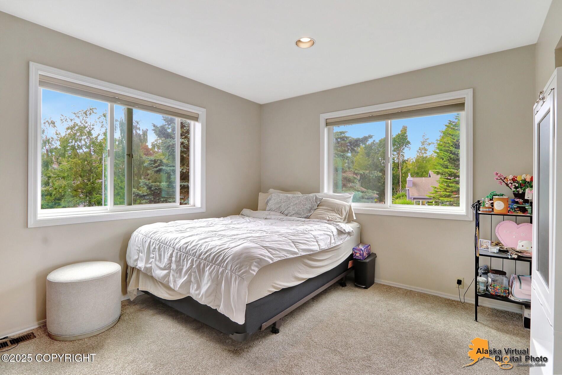 7521 Labrador Circle