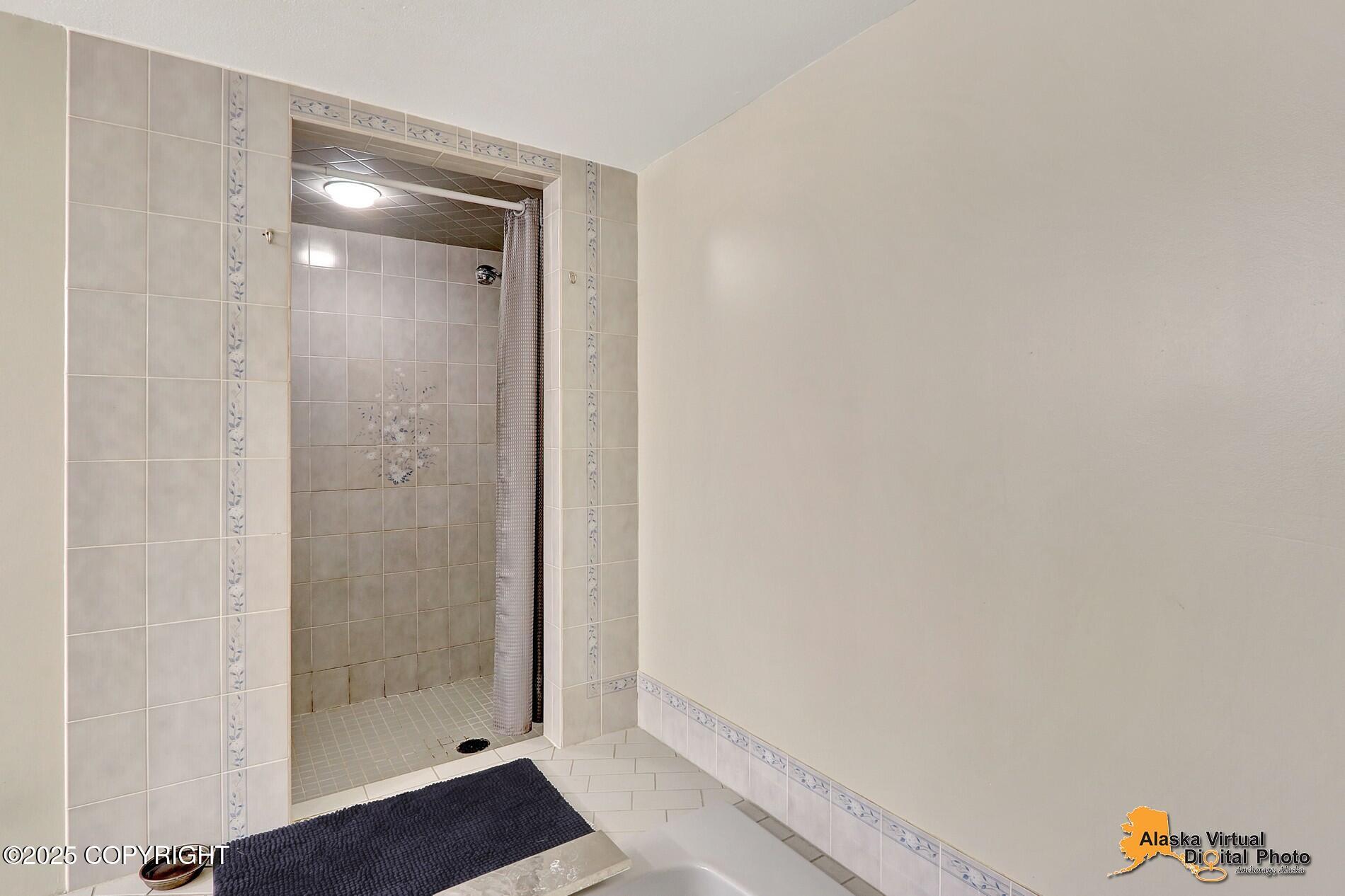 7521 Labrador Circle