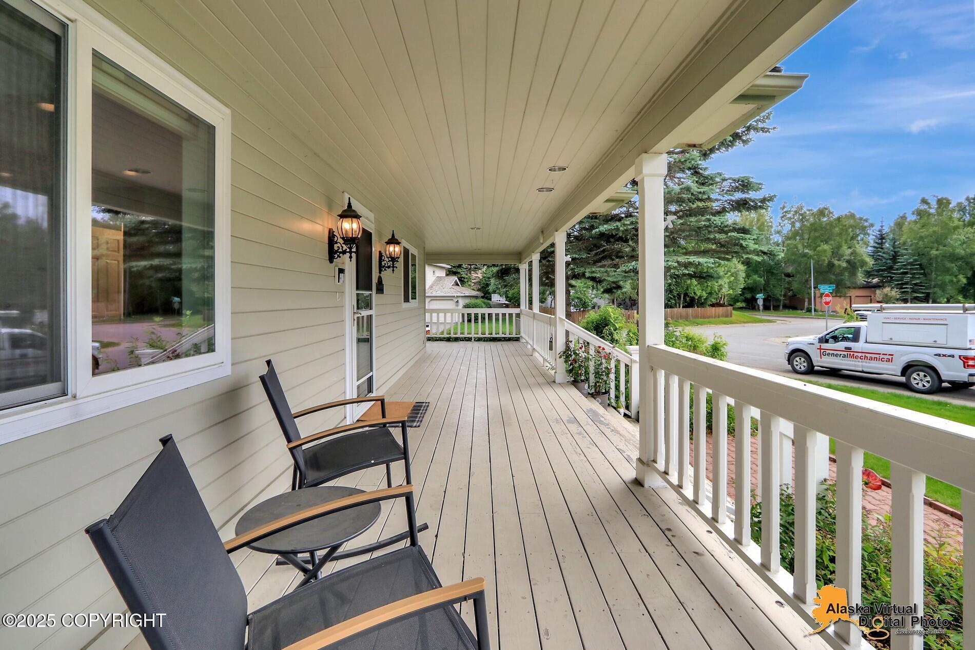 7521 Labrador Circle