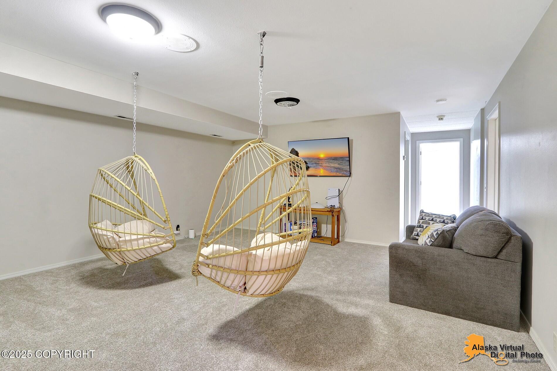 7521 Labrador Circle