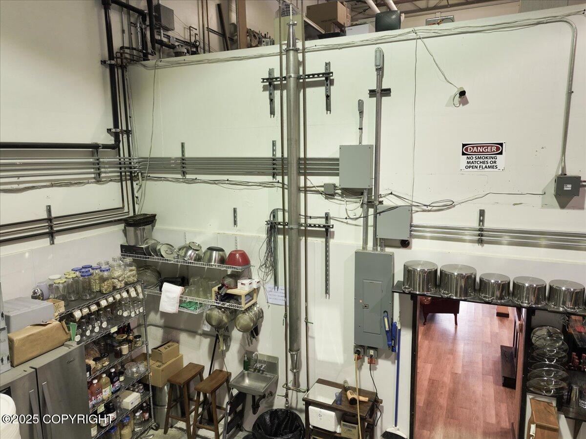 3501 Lathrop Street Unit H