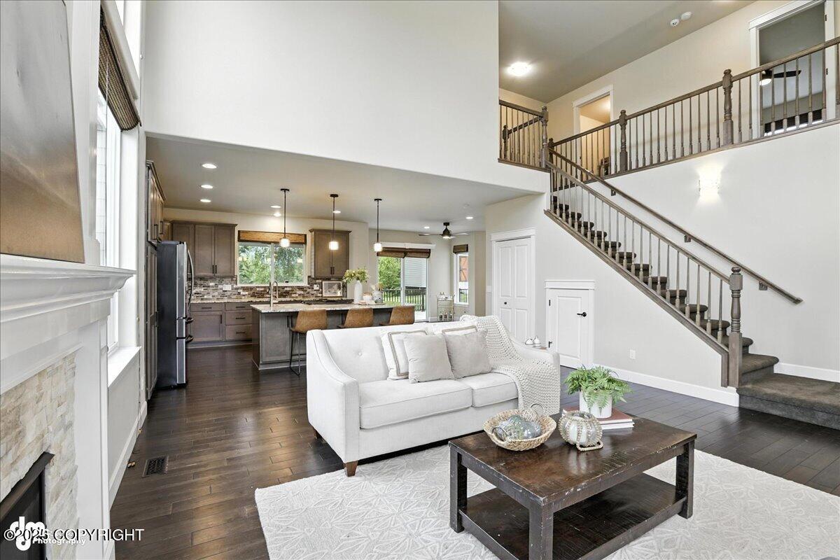 8683 Estates Circle