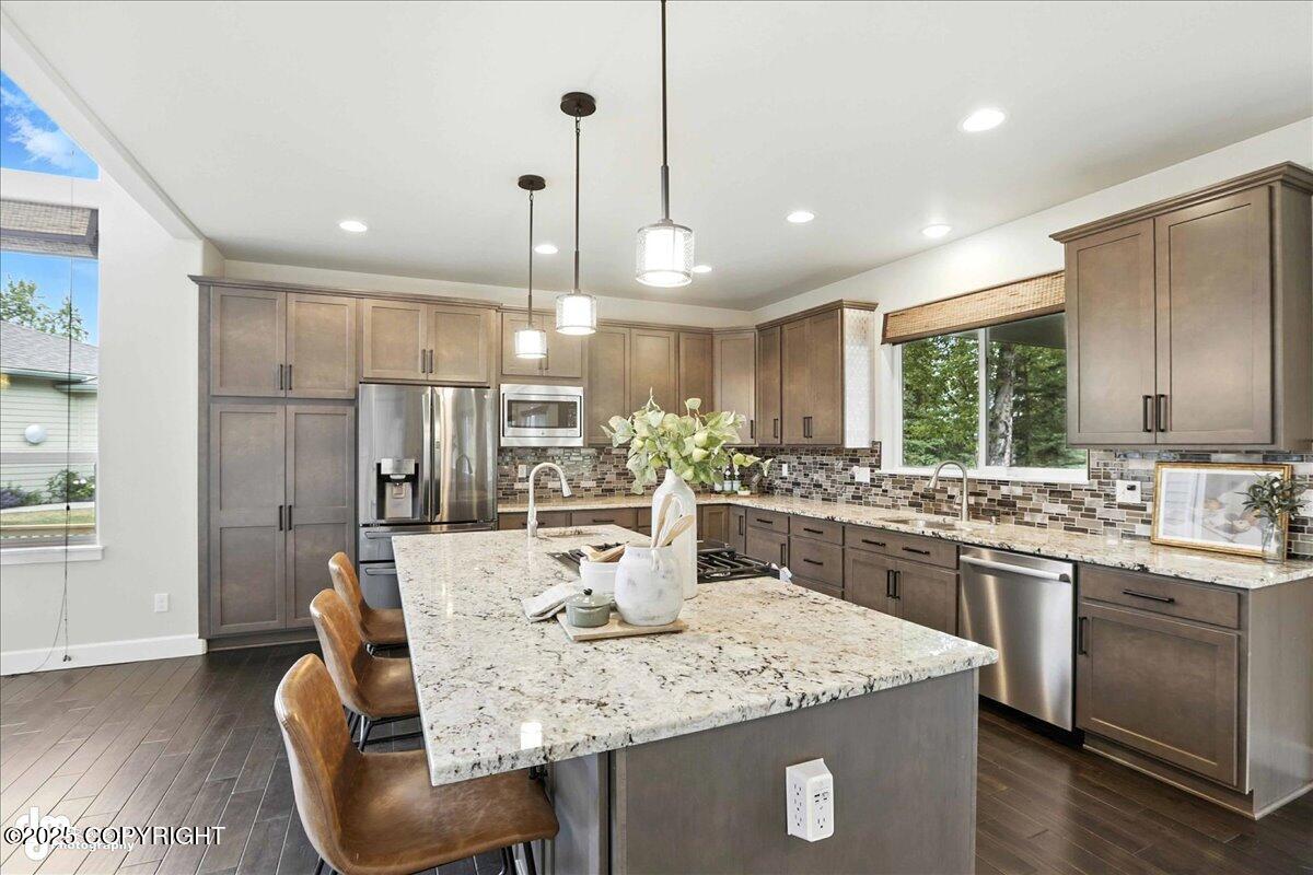 8683 Estates Circle