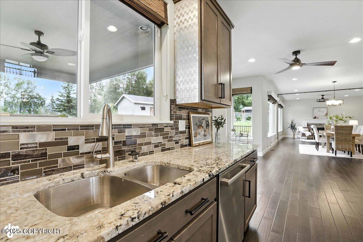 8683 Estates Circle