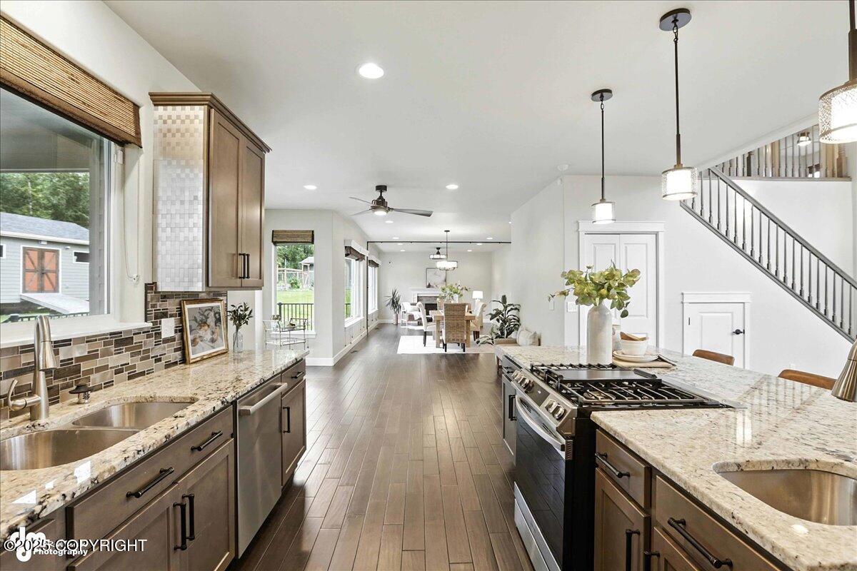 8683 Estates Circle