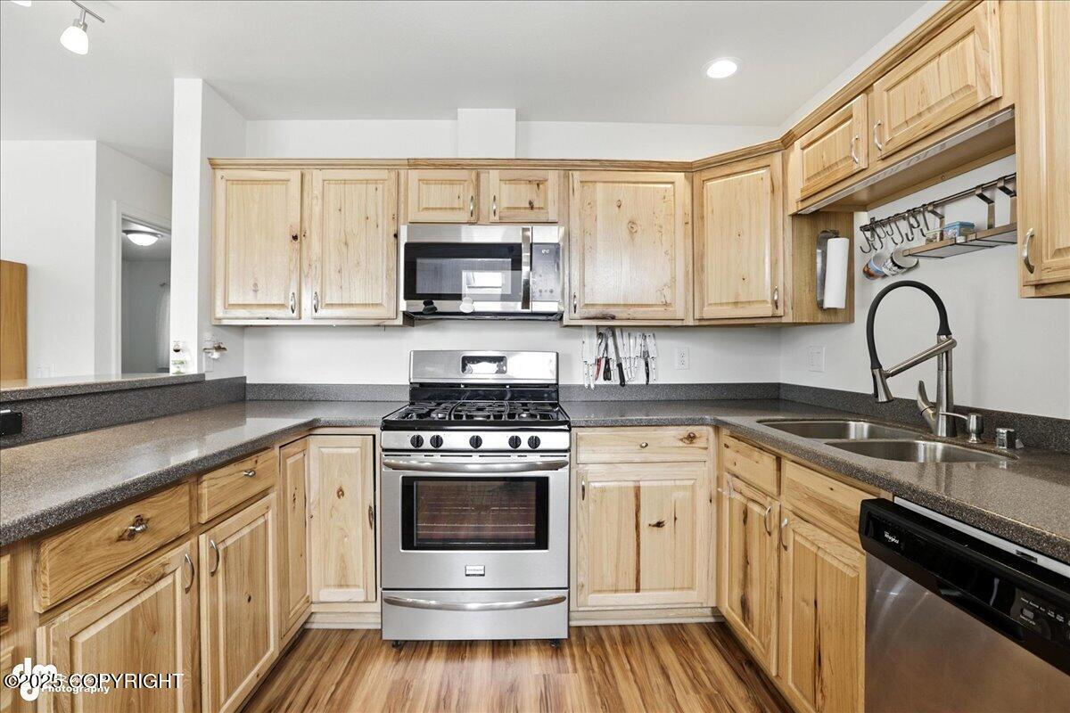 9112 Lakehurst Drive