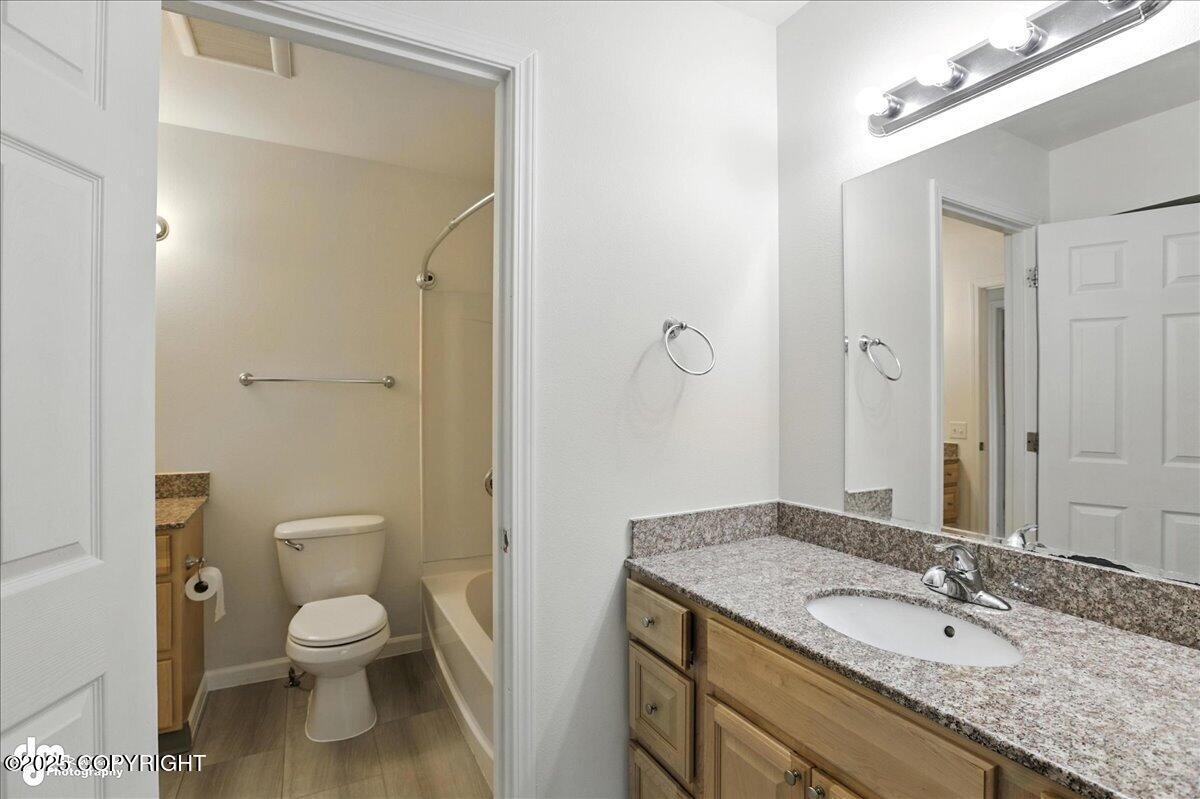 9112 Lakehurst Drive