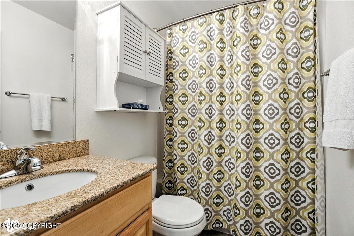 9112 Lakehurst Drive