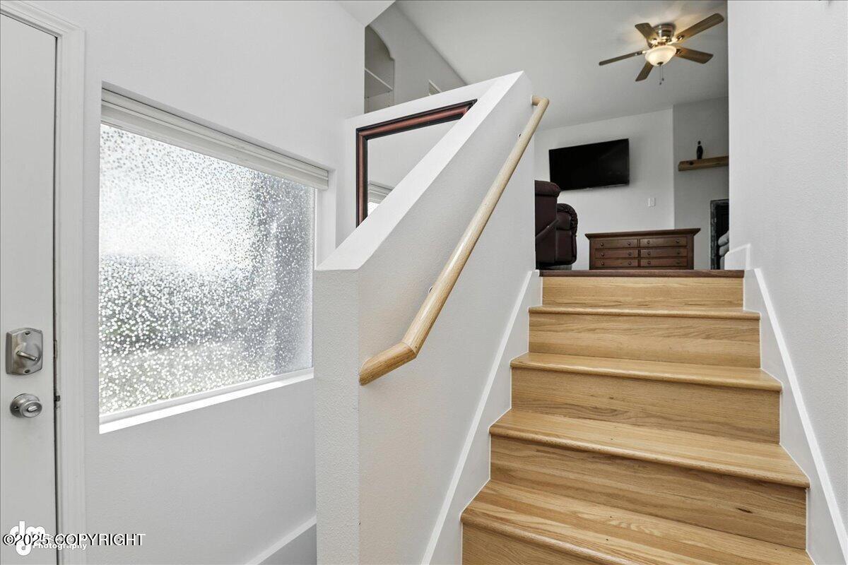 9112 Lakehurst Drive