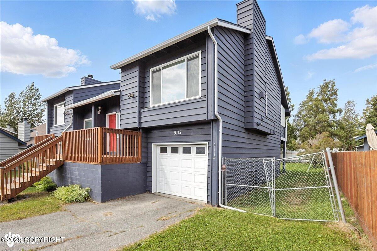 9112 Lakehurst Drive