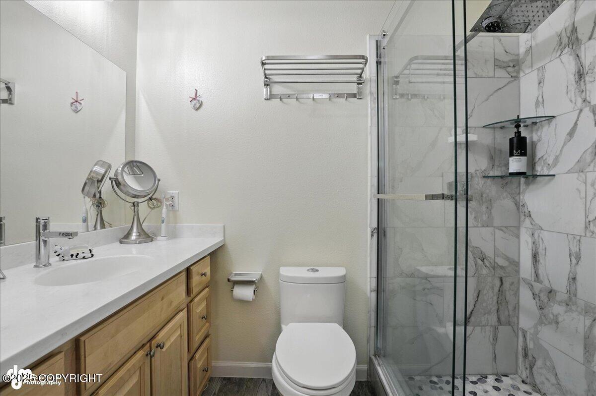 9112 Lakehurst Drive