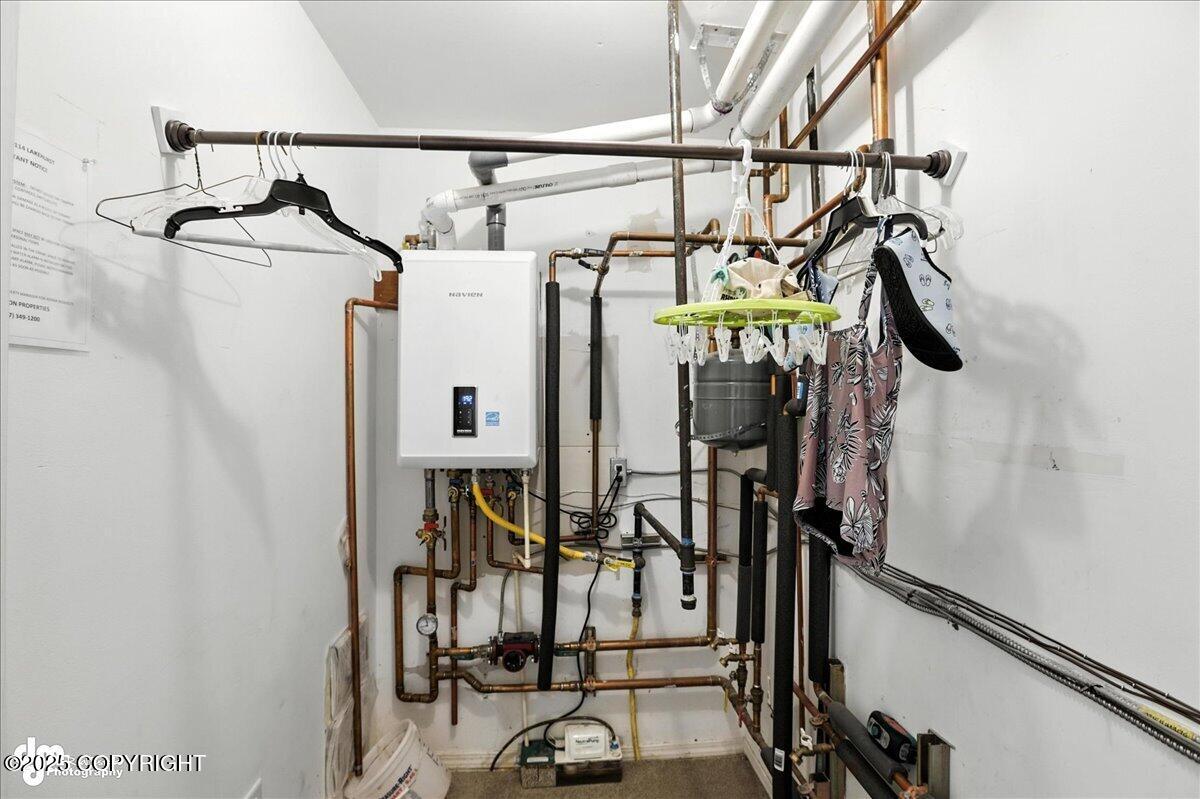 9112 Lakehurst Drive